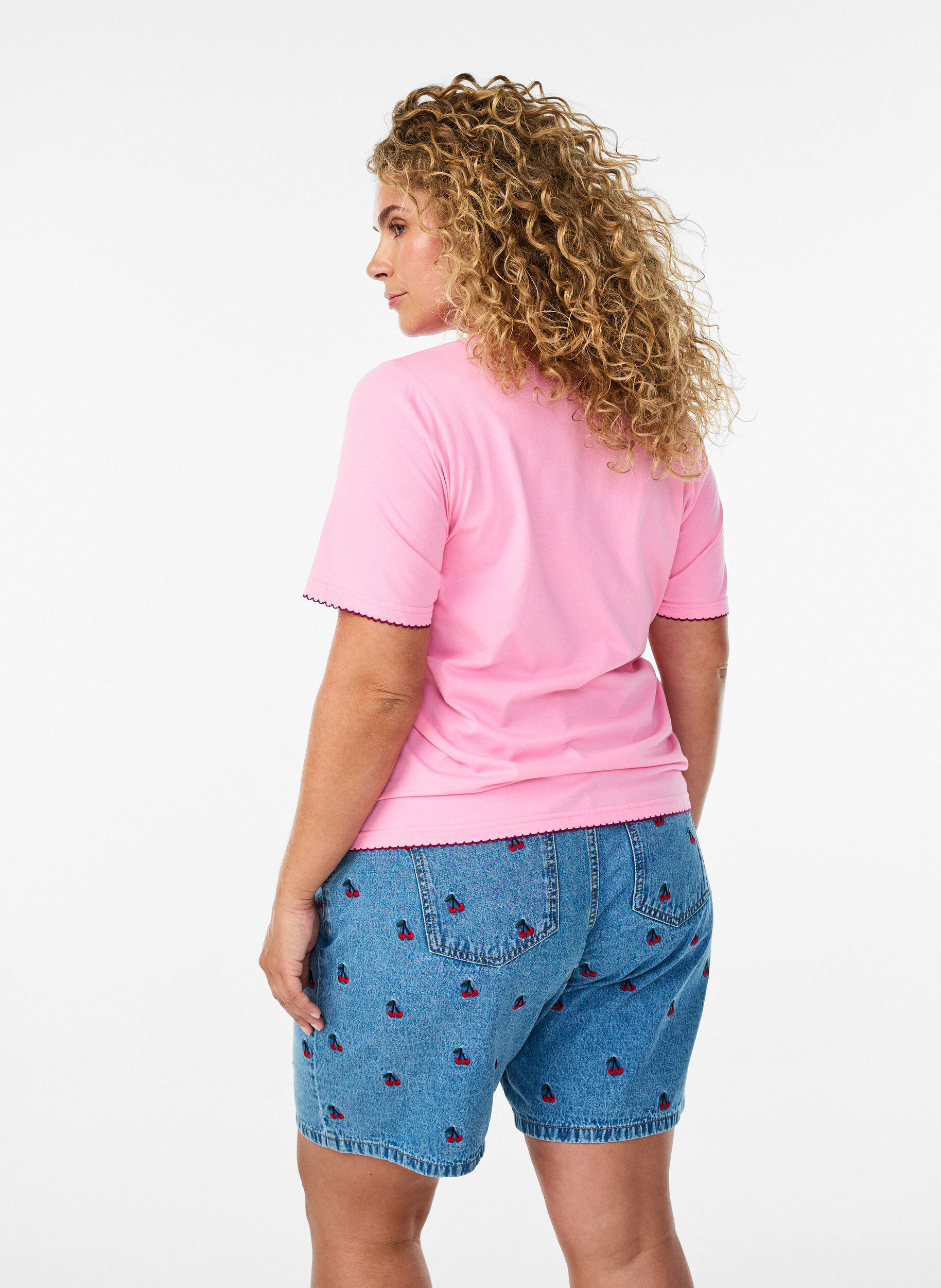 ZizziBestickte Denimshorts, Blau, Model image number 2