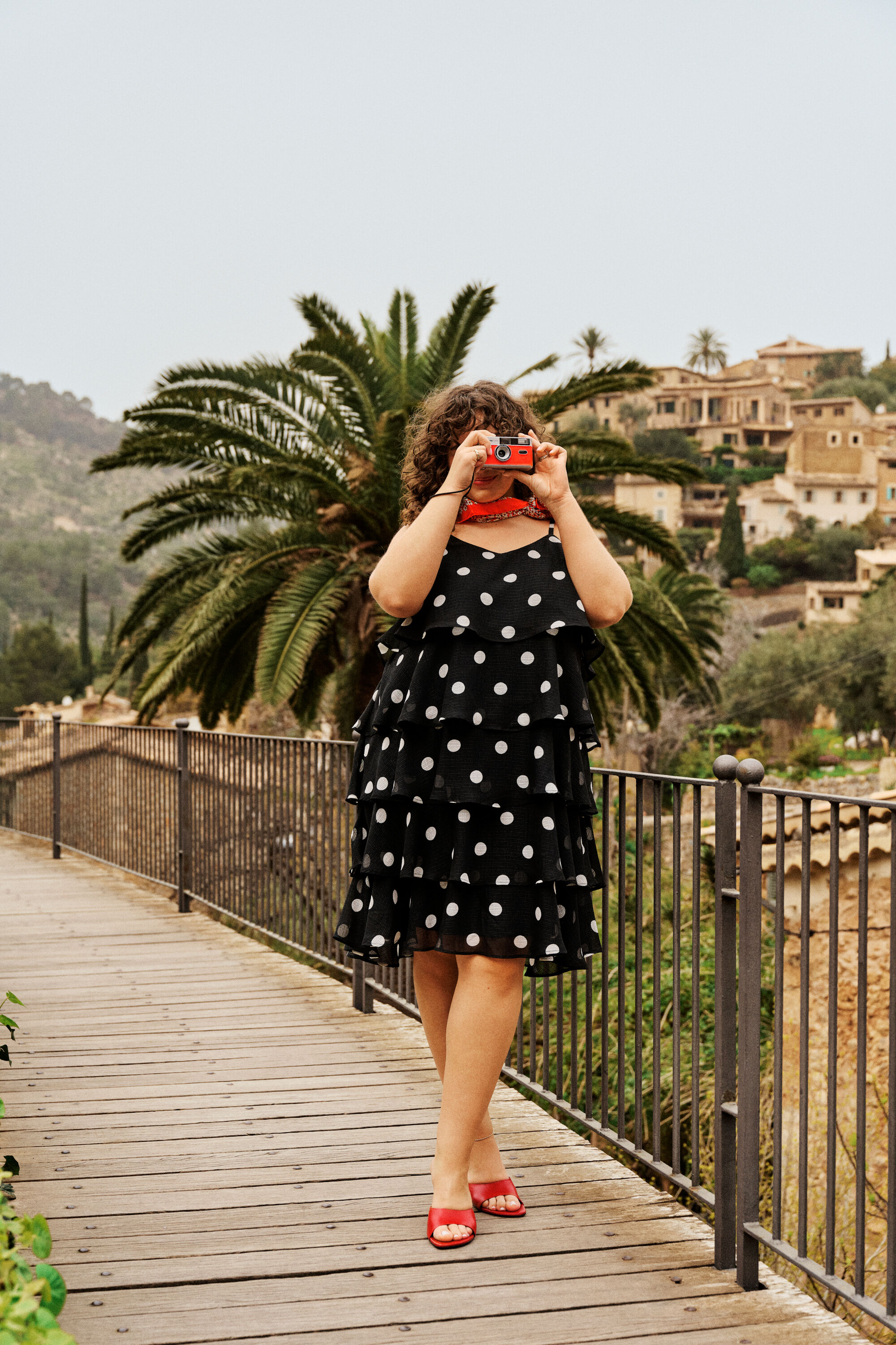 Punktierte Eleganz mit Pfiff, , Model