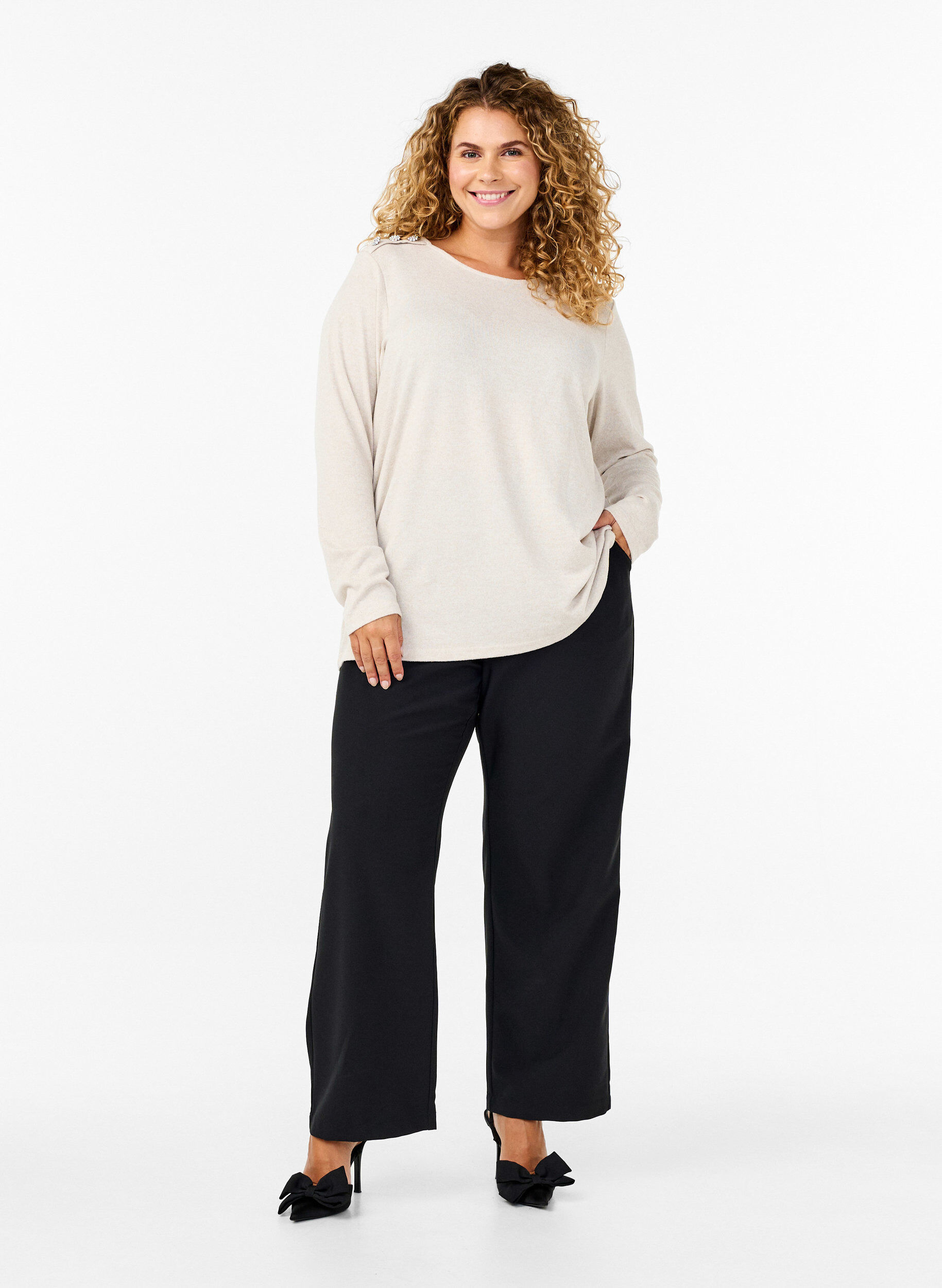 ZizziBluse mit Zierkn&ouml;pfen, Beige, Model image number 1