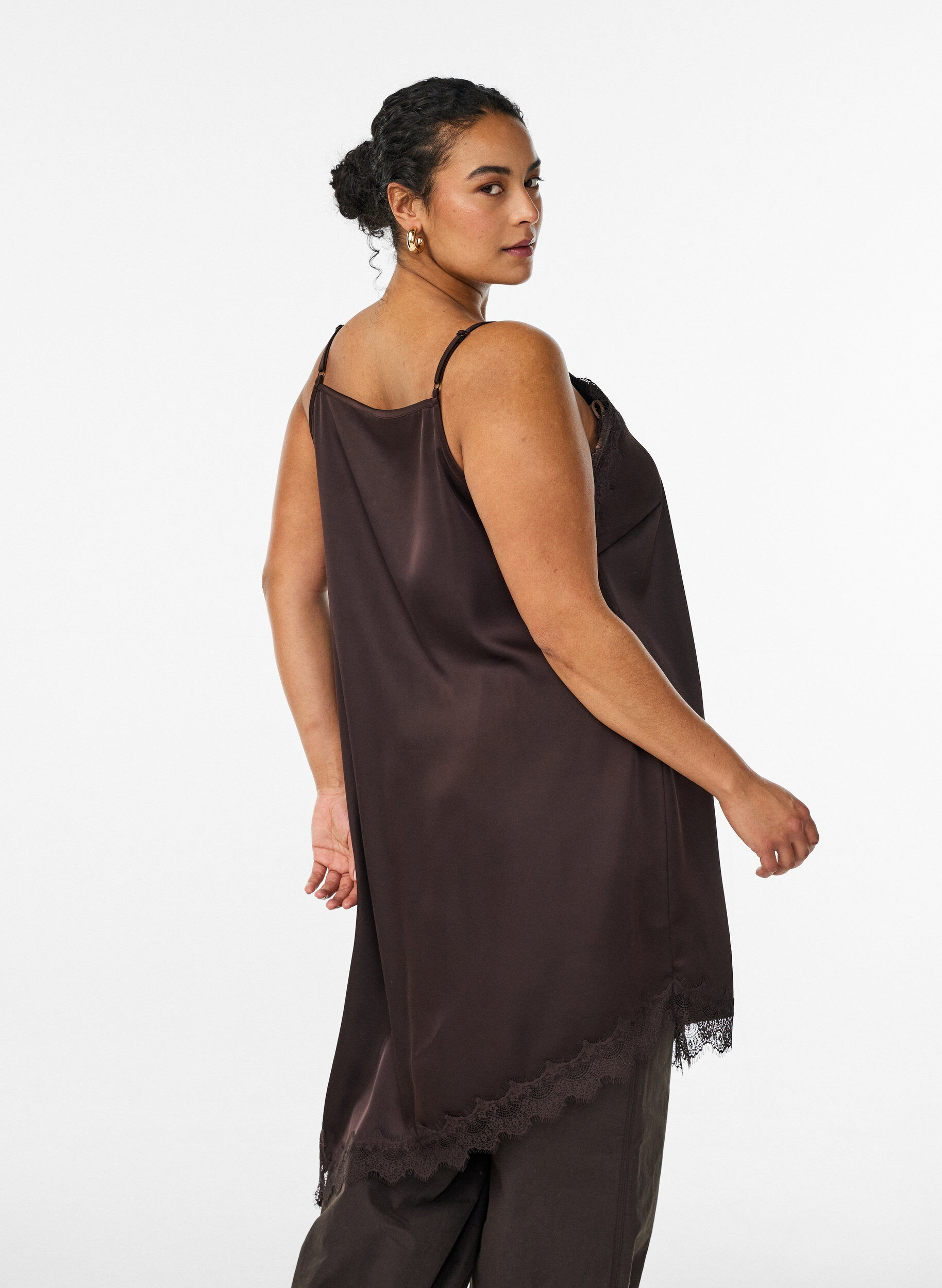ZizziSpitzenkleid in Satinoptik, Braun, Model image number 2