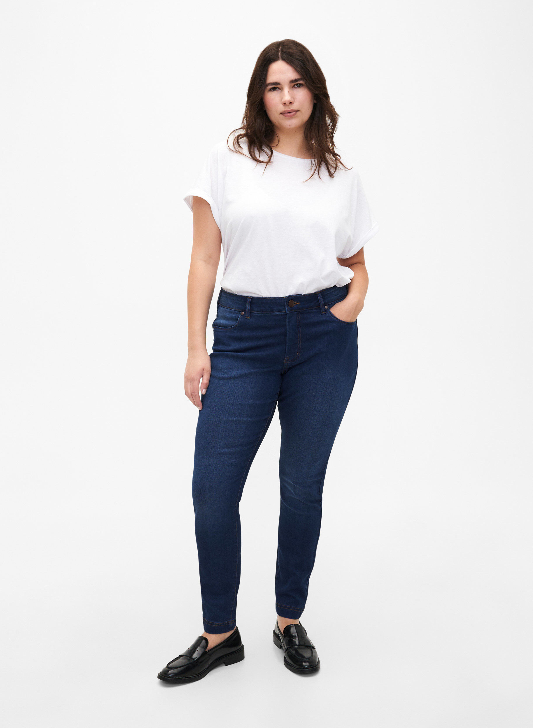 ZizziViona Jeans mit normaler Taille, Blau, Model image number 0
