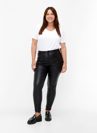 Beschichtete Amy Jeans mit Reißverschluss Detail, Black, Model image number 0