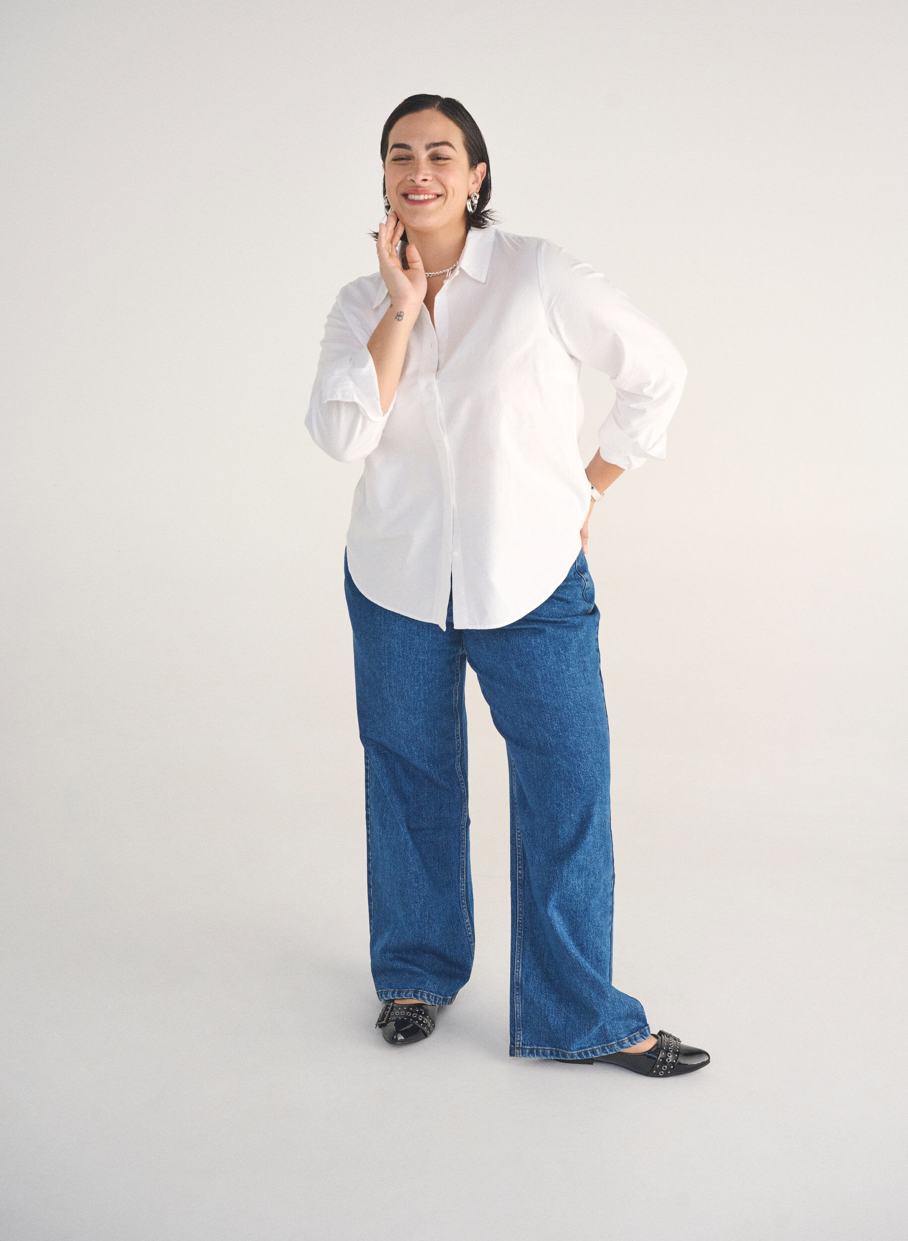 Jeans mit weitem Bein und hohem Bund