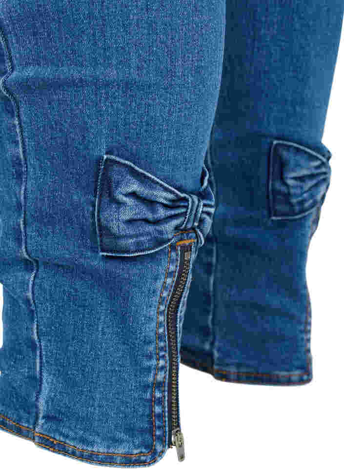 Super Slim Amy Jeans mit Schleife und Reißverschluss, Dark blue, Packshot image number 3