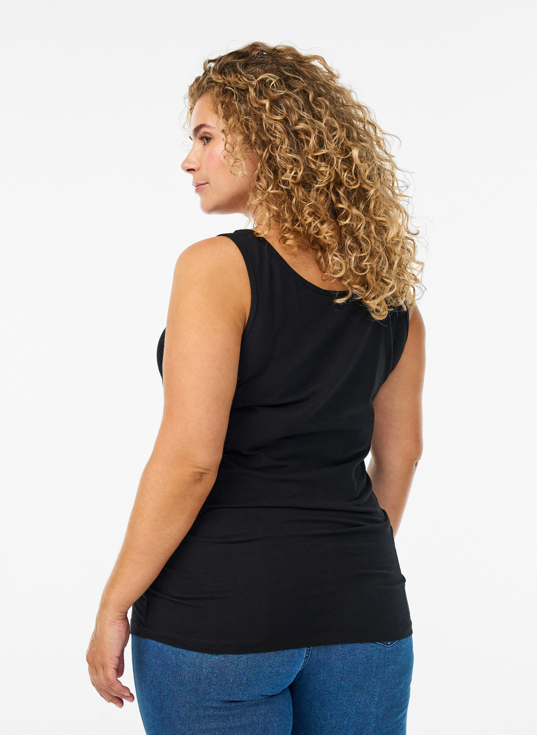 ZizziEinfarbiges Basic Top aus Baumwolle, Schwarz, Model image number 2