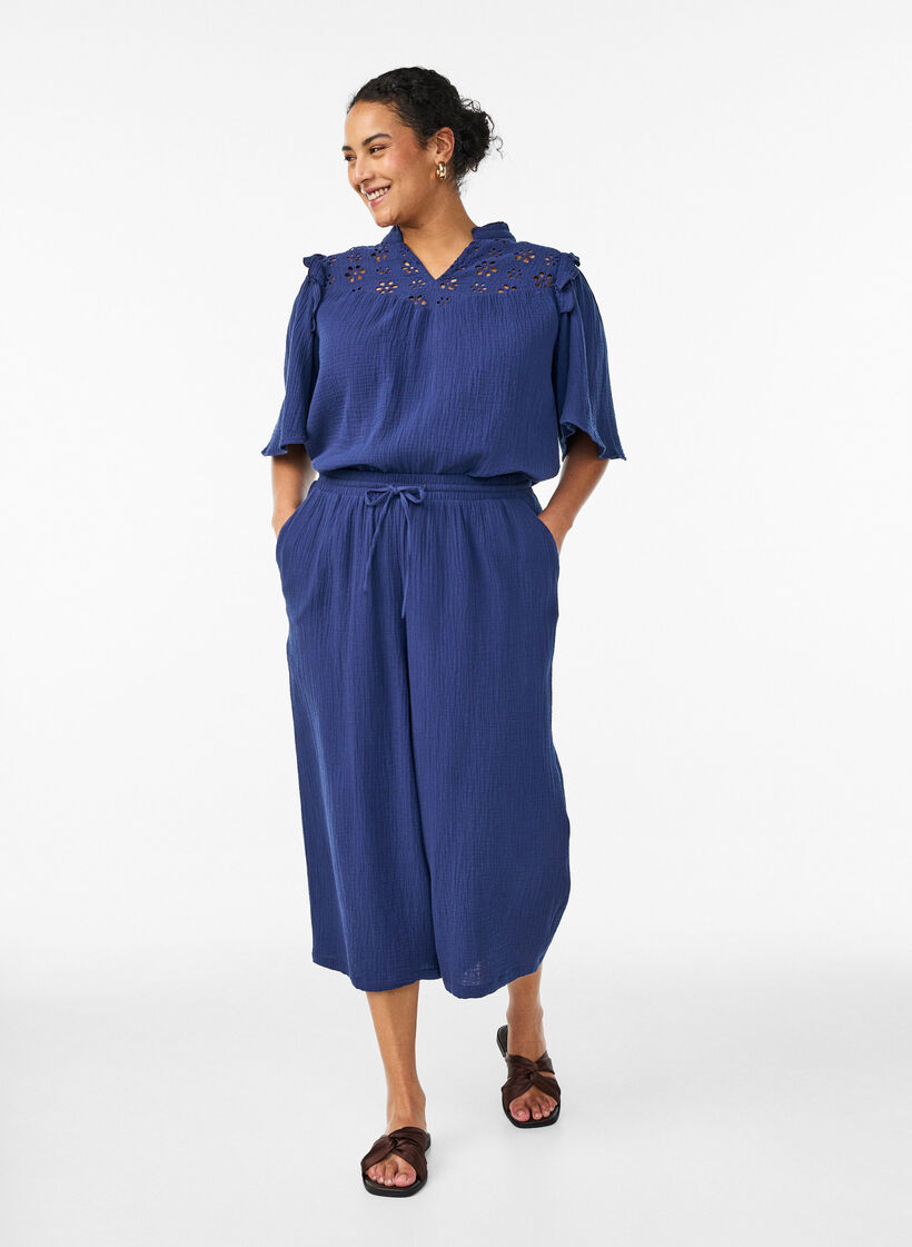 Culotte-Hose aus Baumwollmusselin mit hohem Bund, Blau, Model image number 0