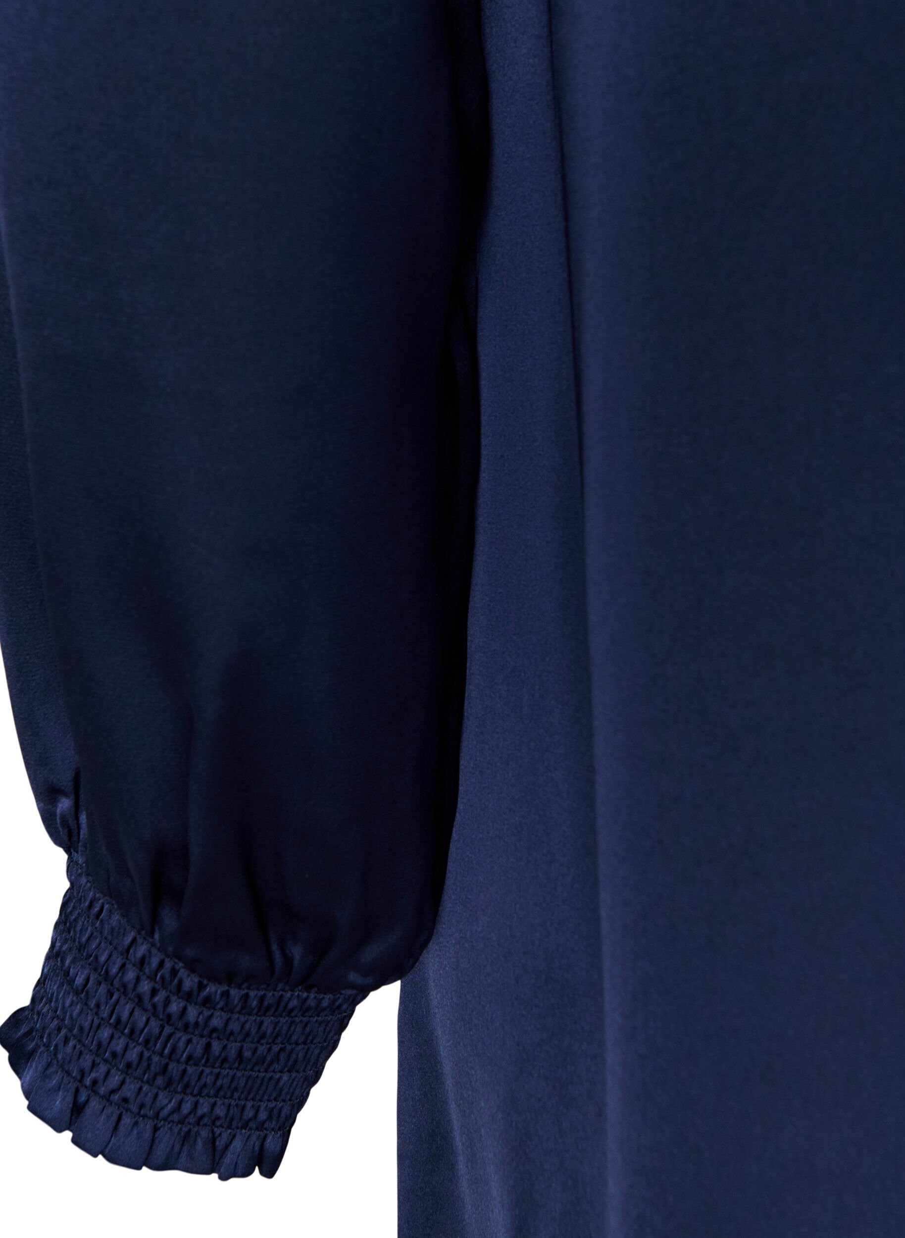 ZizziSatinkleid mit langen &Auml;rmeln und V-Ausschnitt, Blau, Packshot image number 3