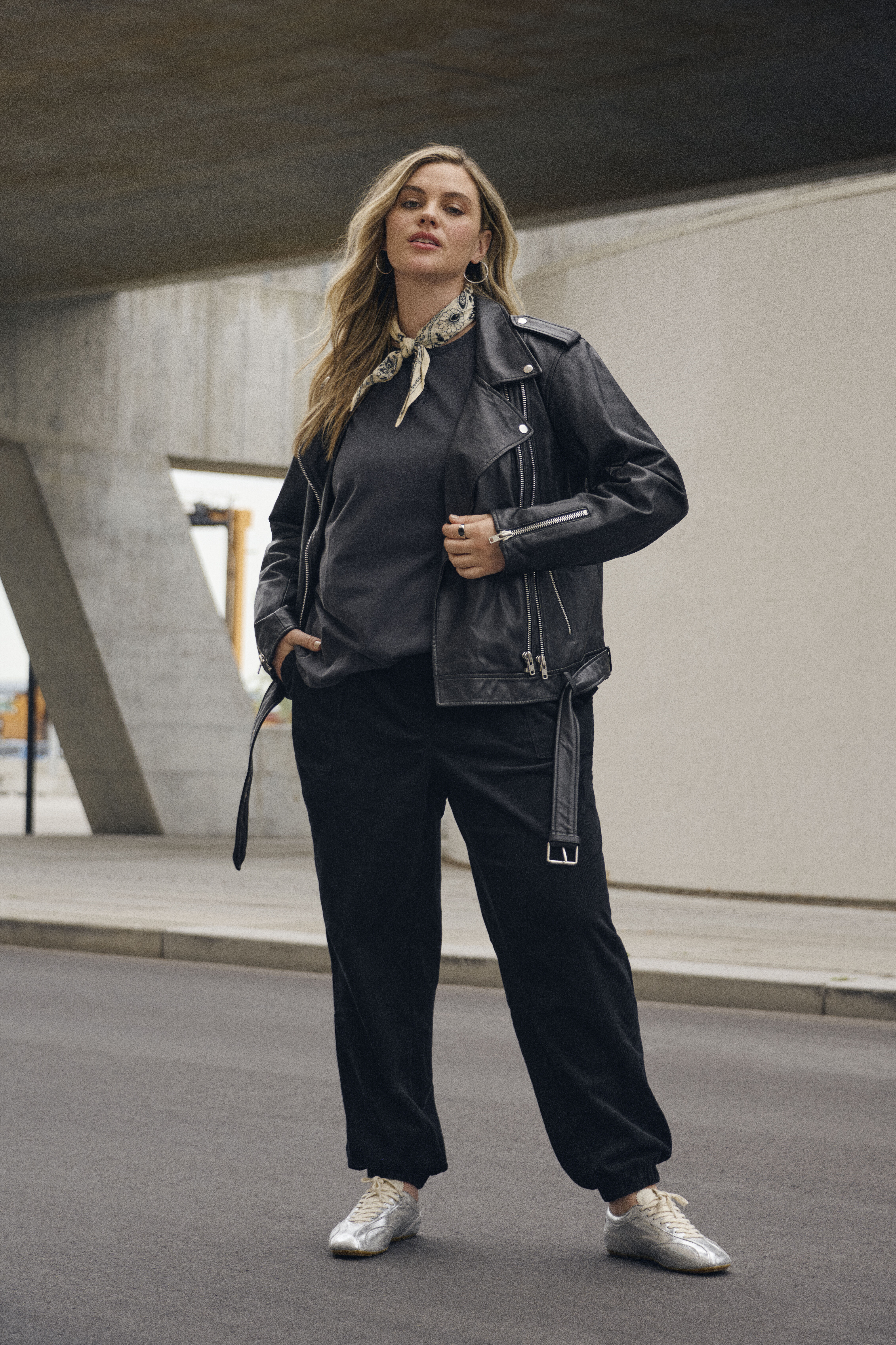 ZizziLederjacke, , Model