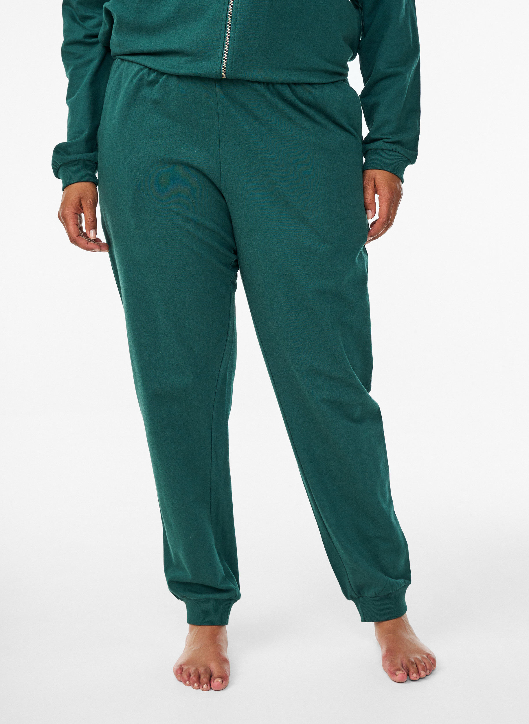 ZizziHoch taillierte Sweatpants aus Baumwolle, Gr&uuml;n, Model image number 2