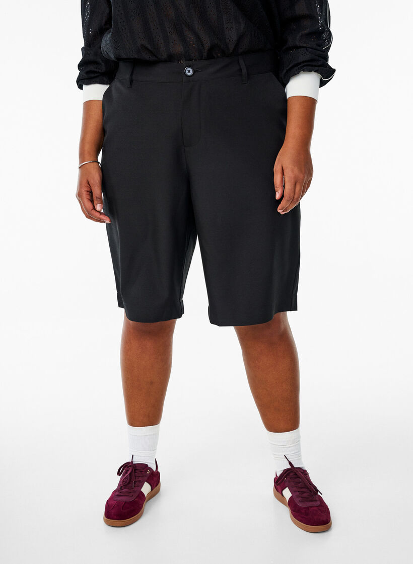 Bermuda-Shorts mit hoher Taille, Schwarz, Model image number 3