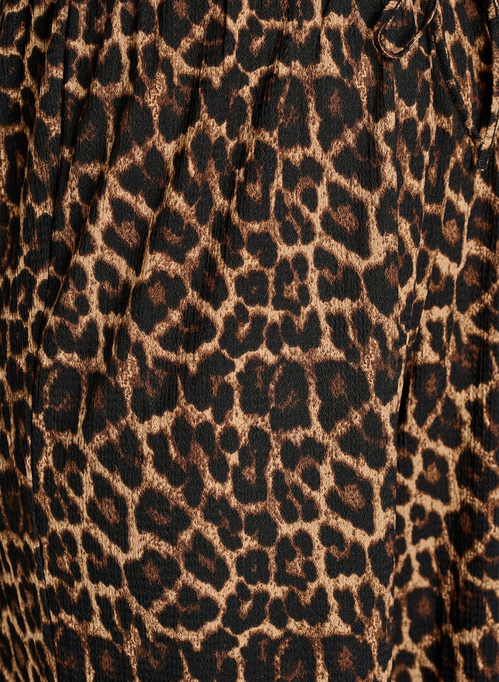 Hose mit weitem Bein aus einem leichten strukturierten Stoff, Schwarz, Packshot image number 2