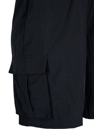 Shorts mit hoher Taille und Cargo-Taschen, Black, Packshot image number 2