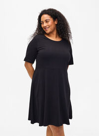 Einfarbiges Baumwollkleid mit kurzen Ärmeln, Black Solid, Model