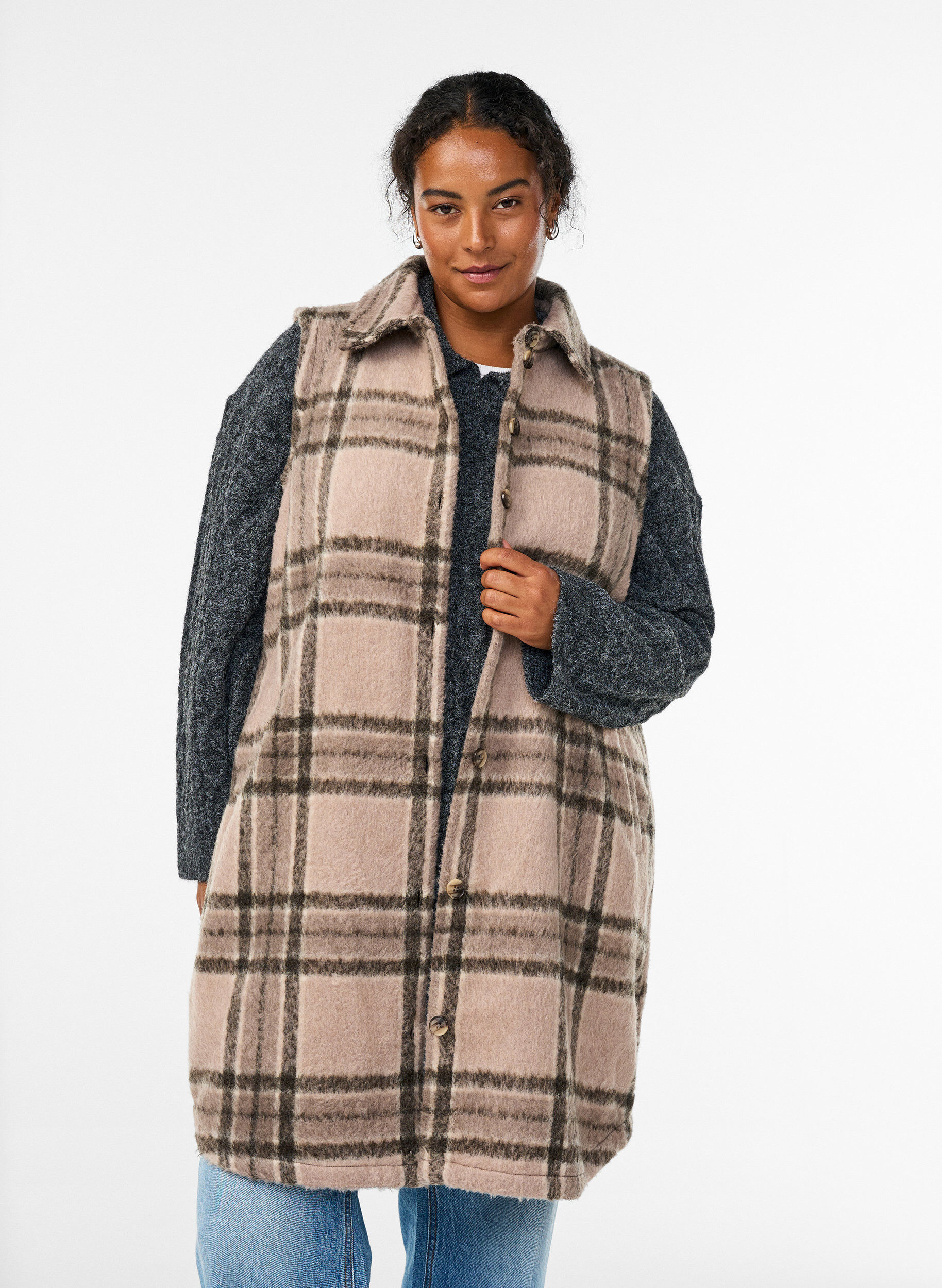 Lange karierte Weste aus geb&uuml;rsteter Qualit&auml;t, Beige, Model