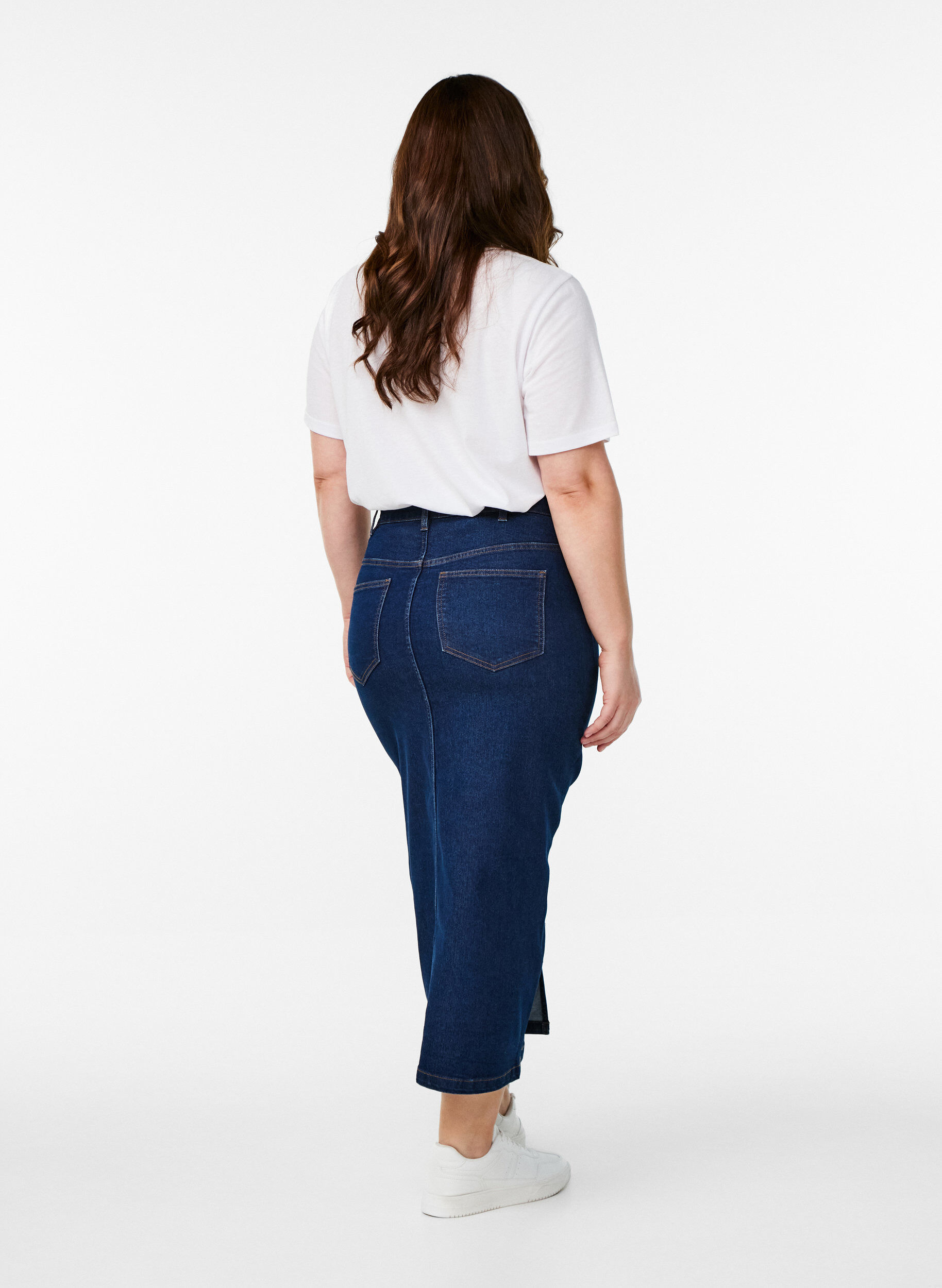 ZizziFLASH - Midi-Jeansrock mit vorderem Schlitz, Blau, Model image number 1