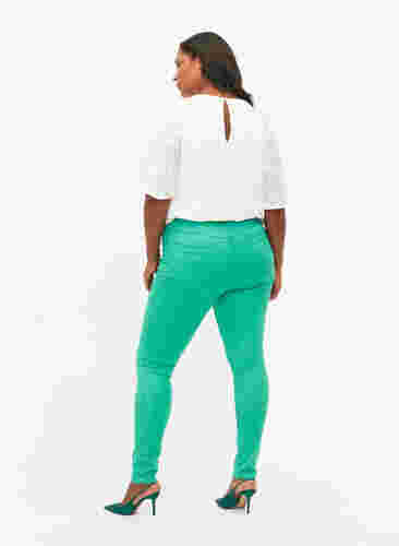 Hochtaillierte Amy jeans in Super Slim Fit, Holly Green, Model image number 1
