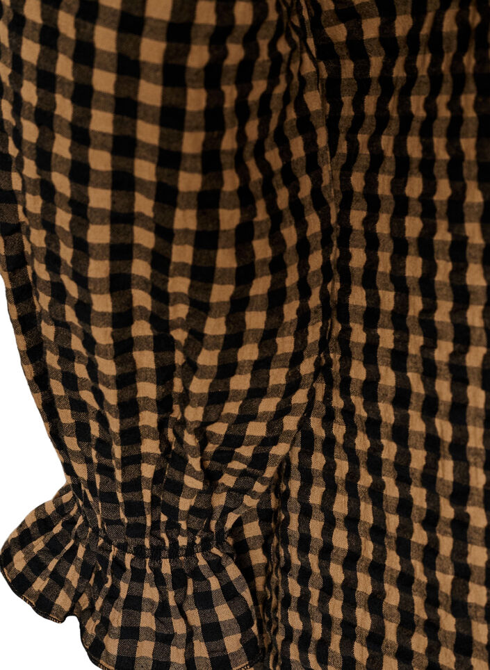 Kariertes Kleid aus Baumwolle mit R&uuml;schendetails, Braun, Packshot image number 3
