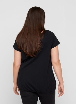 Kurzarm T-Shirt mit Rundhals und Spitze, Black, Model image number 1