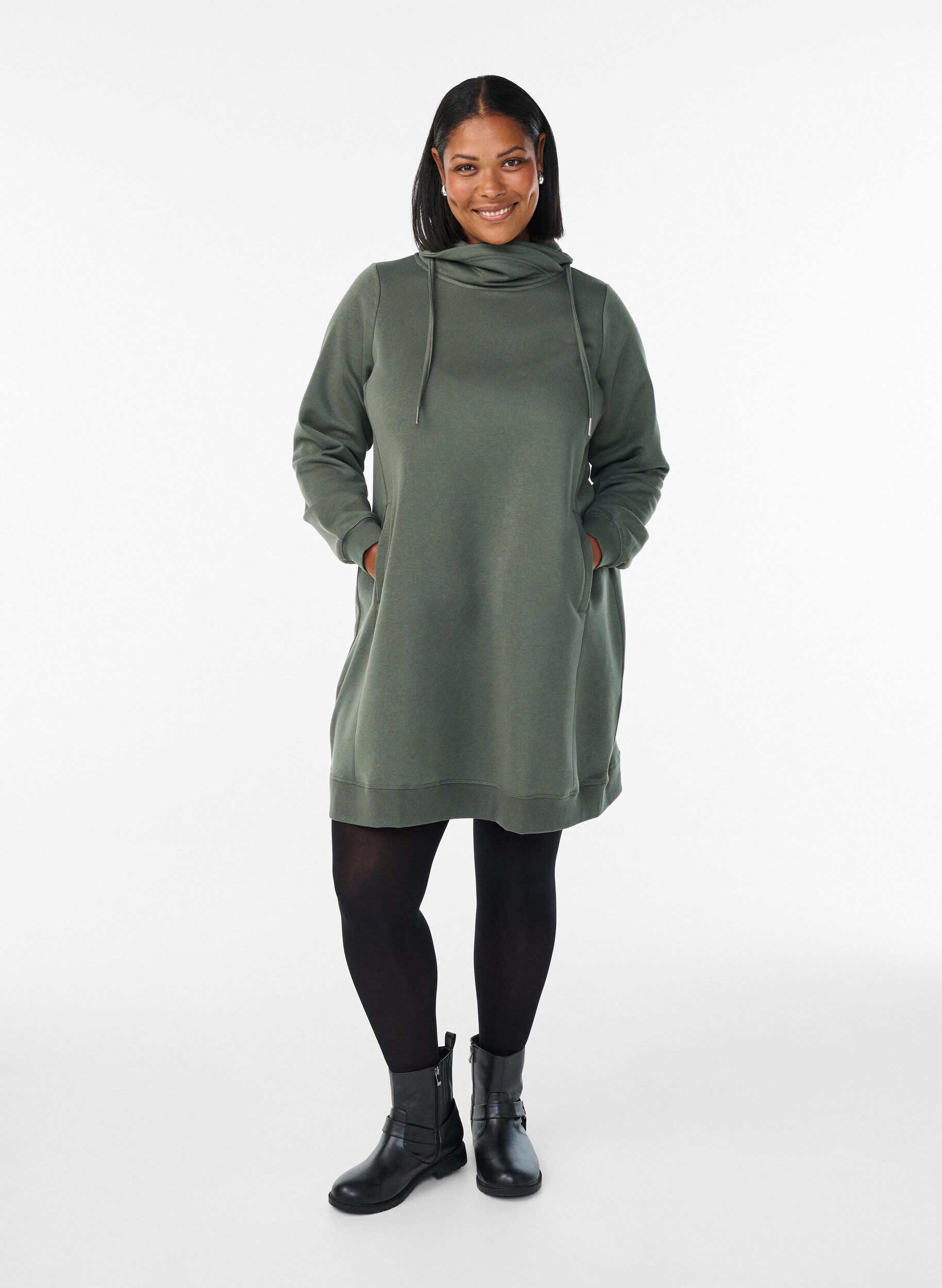 ZizziFLASH - Kurzes Sweatshirtkleid mit Stehkragen und Taschen, Gr&uuml;n, Model image number 1