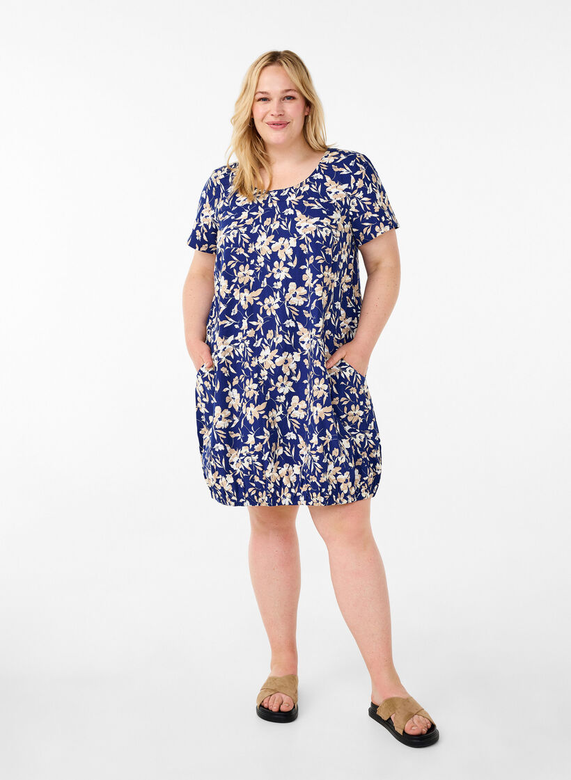 Kurzärmliges Baumwollkleid mit Blumenaufdruck, Blau, Model image number 1