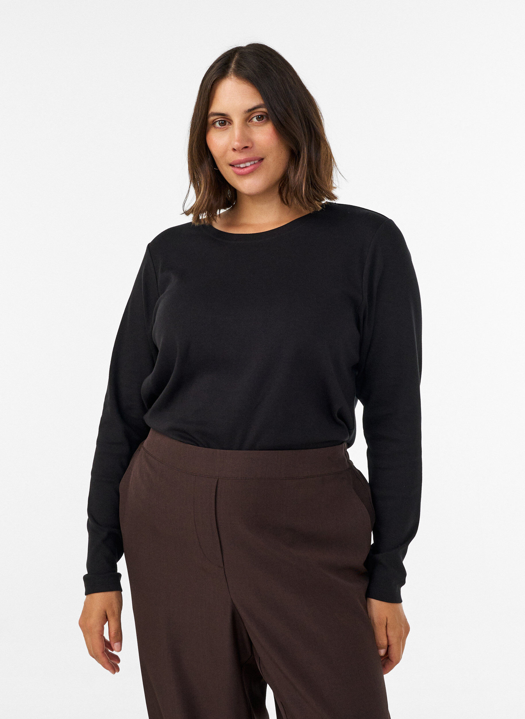 ZizziLangarm-Basic-T-Shirt mit Rundhalsausschnitt, Schwarz, Model image number 0