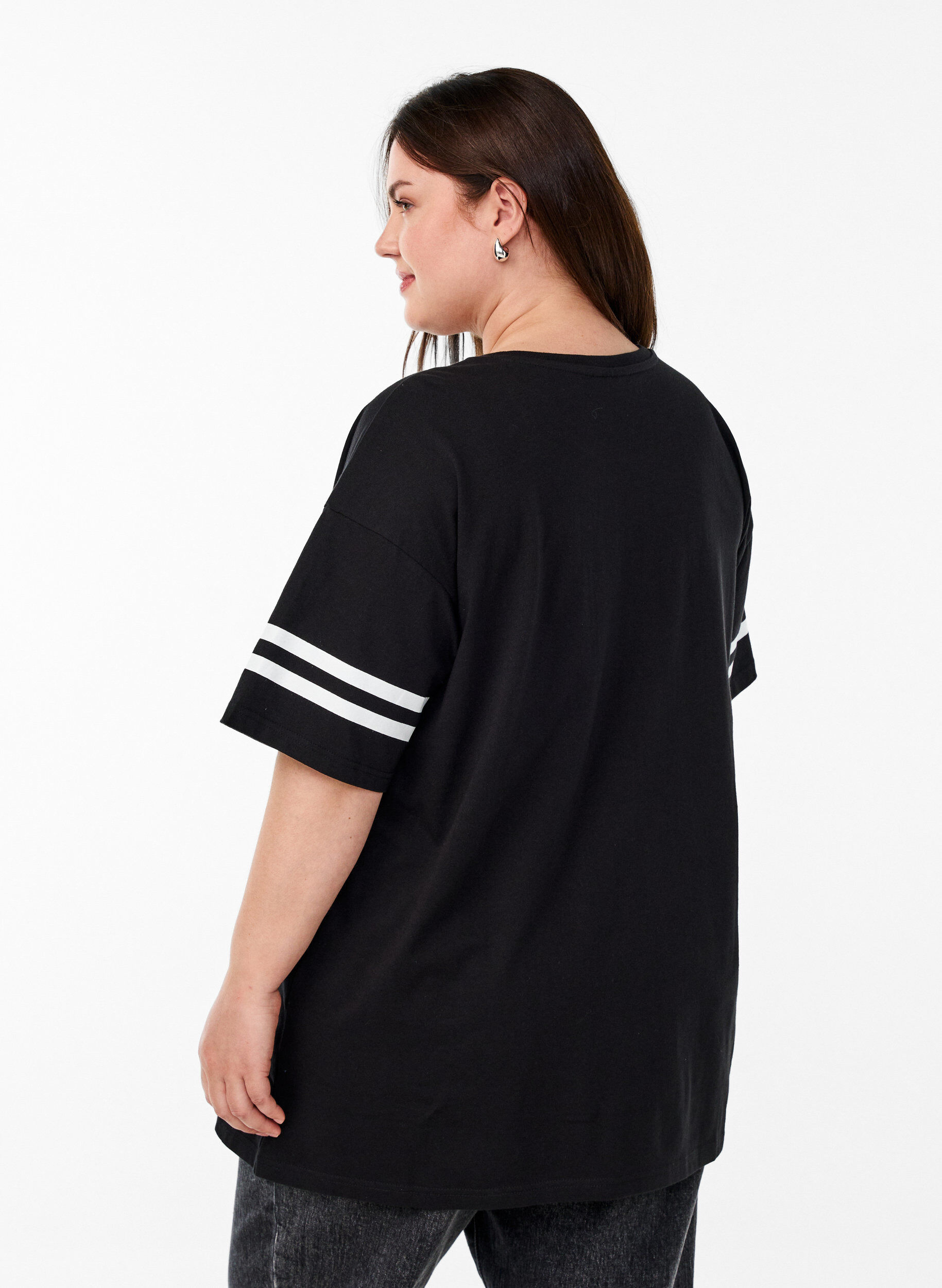 ZizziSportliches Oversize-College-T-Shirt, Schwarz, Model image number 2