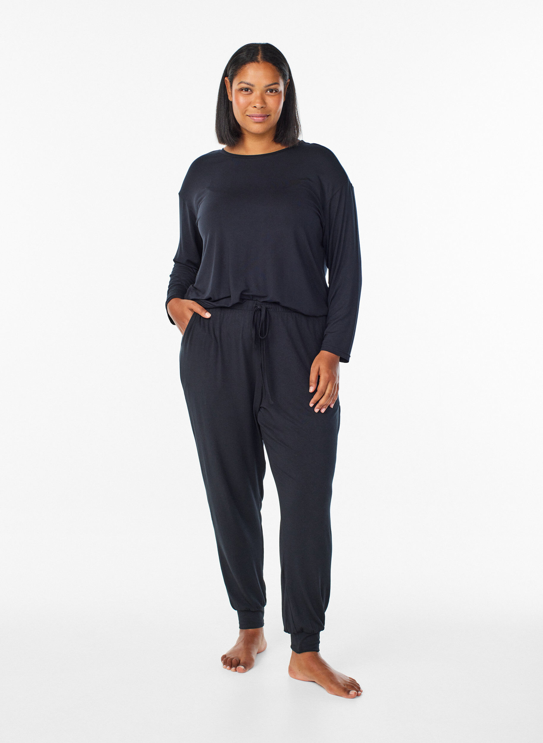 ZizziSchlafhose aus Modal mit hoher Taille, Schwarz, Model image number 0