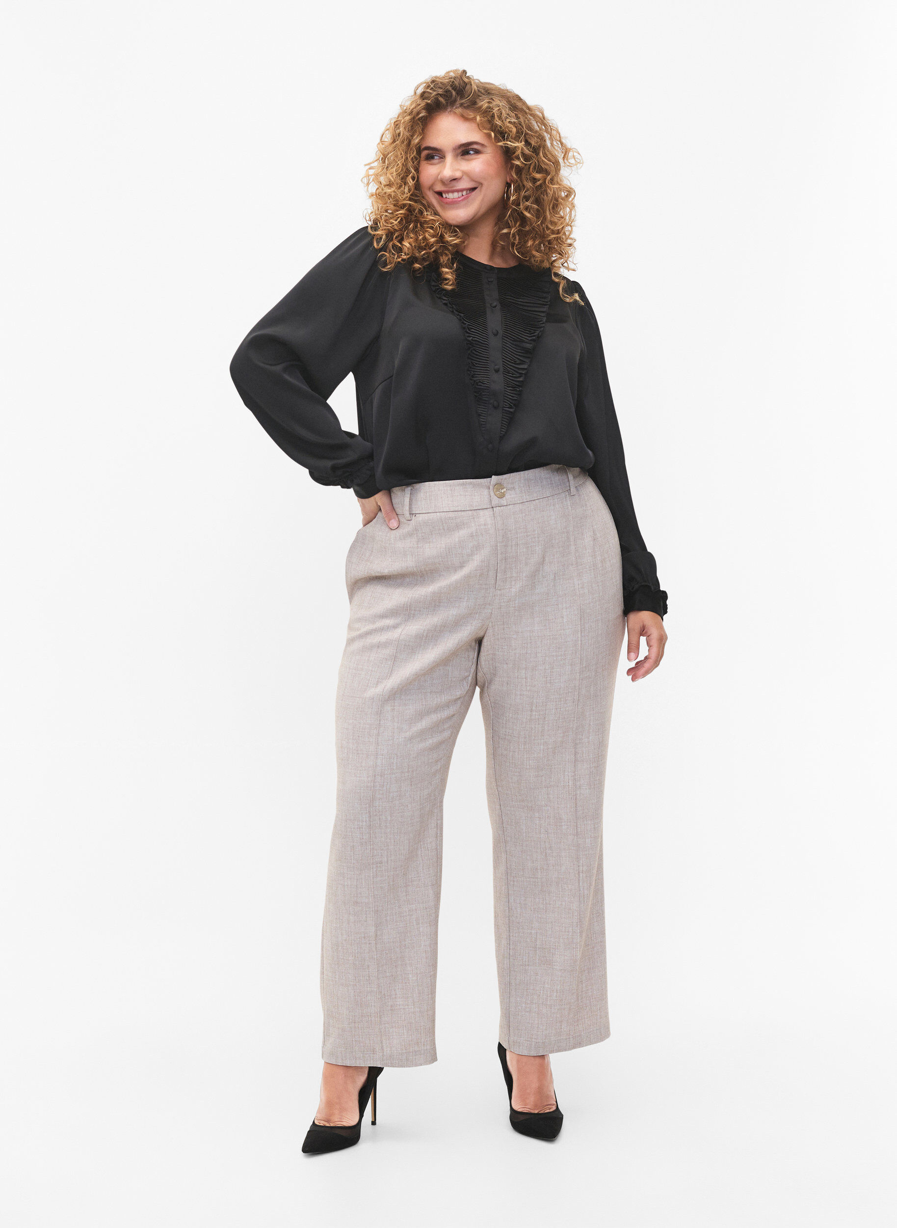 Zizzi Hemdbluse aus Satin mit R&uuml;schen, Black, Model image number 2