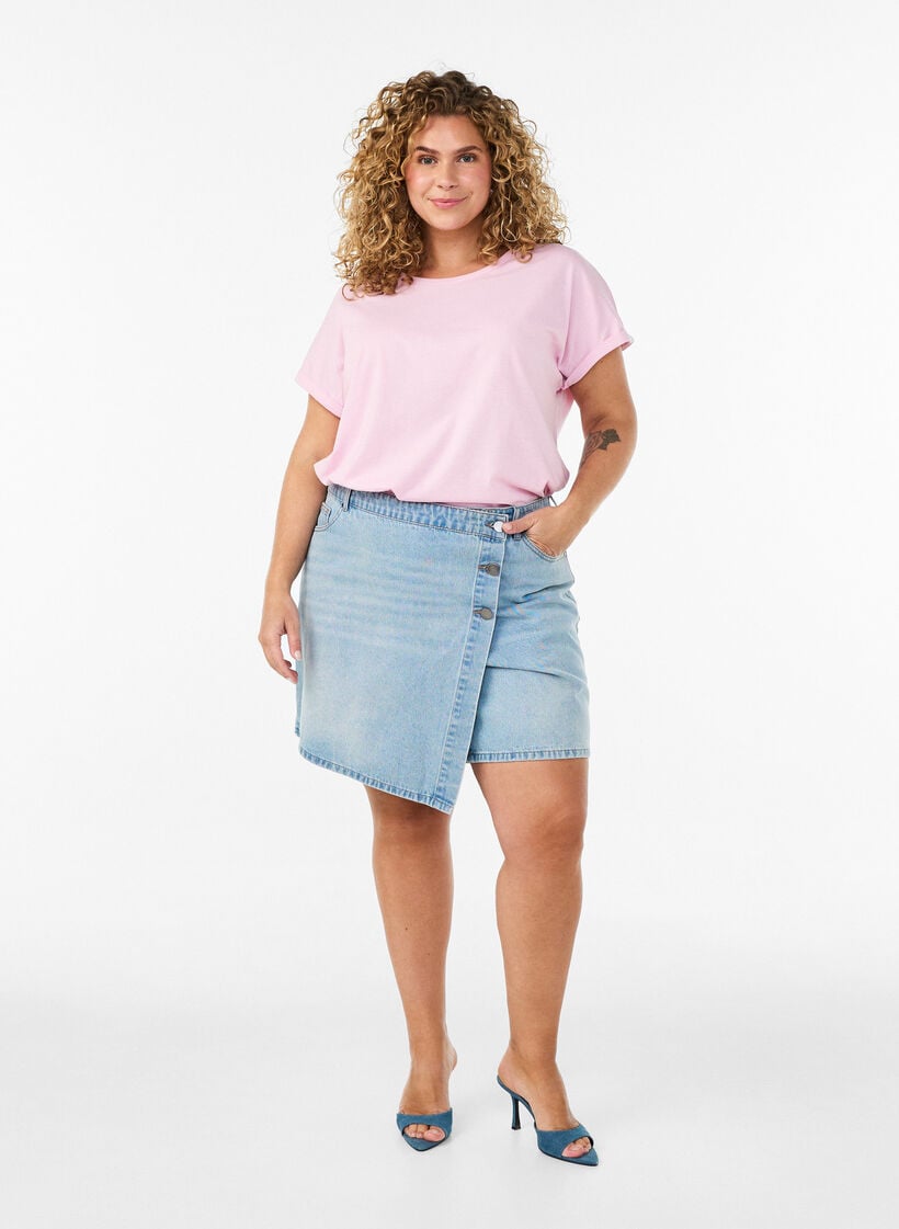 Kurz&auml;rmeliges T-Shirt aus einer Baumwollmischung, Rot, Model image number 1