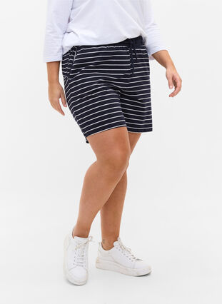 Shorts aus Baumwolle mit Taschen, Blue Stripe, Model image number 2