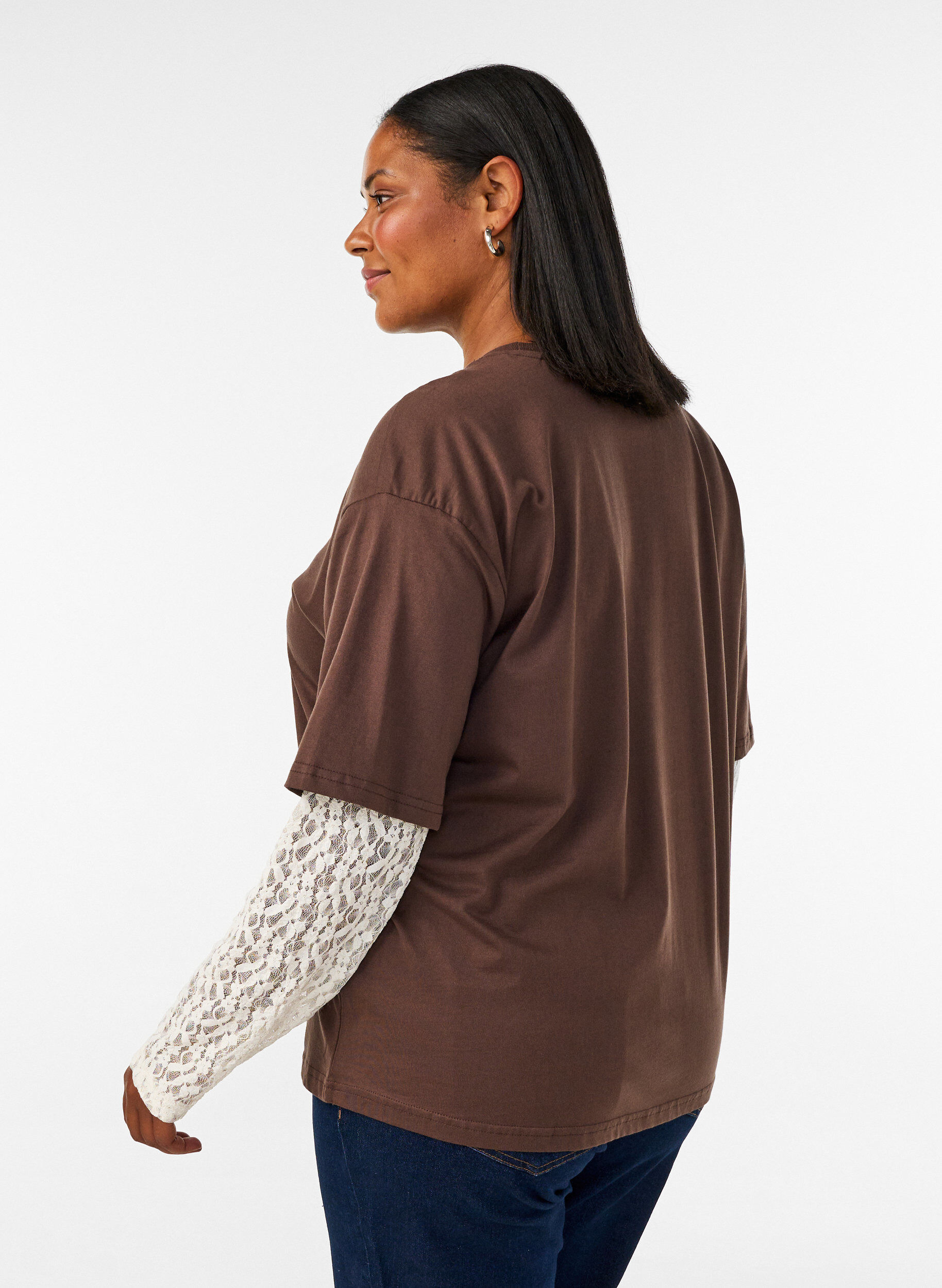 ZizziLockeres T-Shirt mit langen Spitzen&auml;rmeln, Braun, Model image number 2