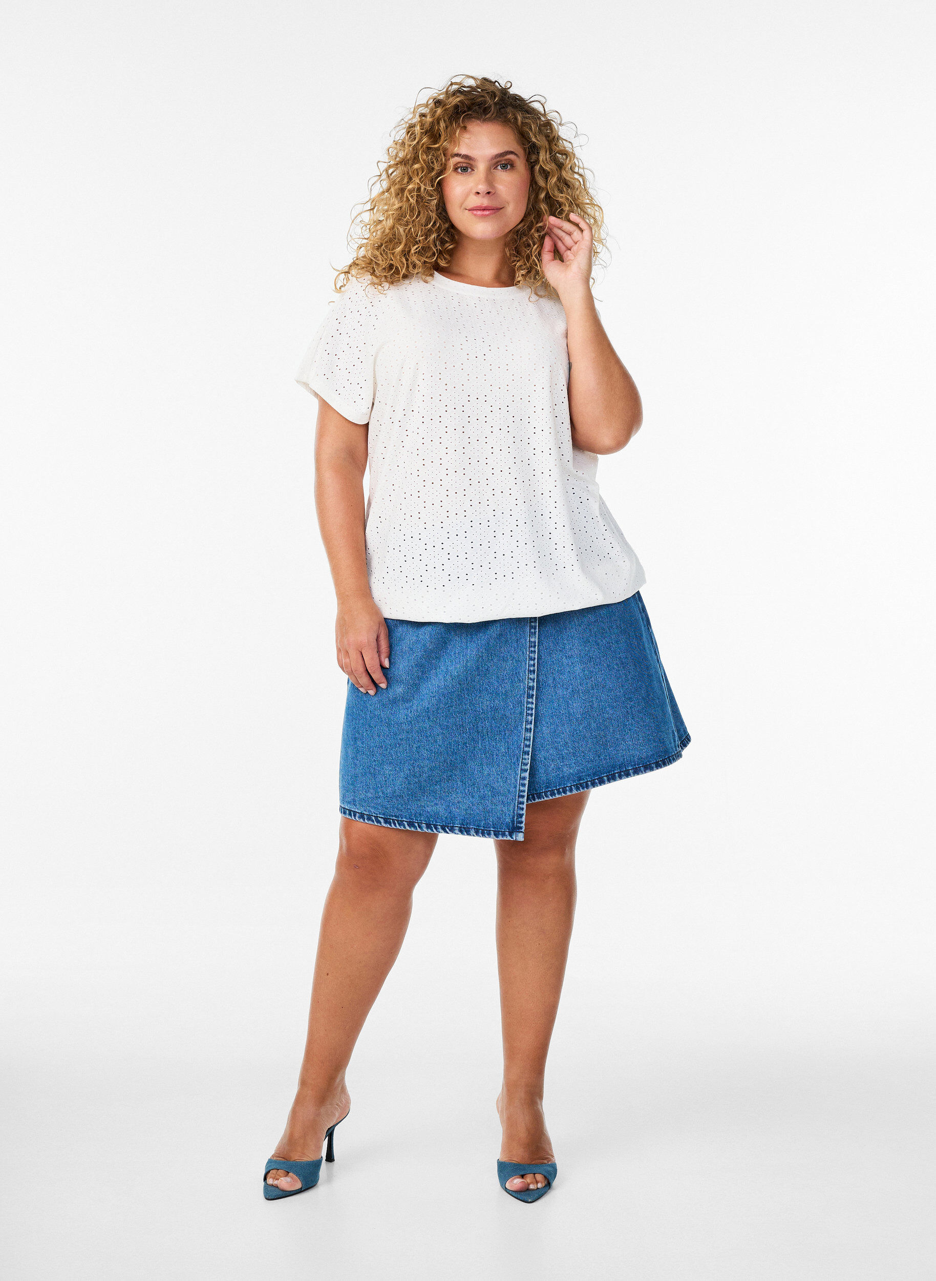 ZizziBluse mit Lochstickerei und Ballon&auml;rmeln, Wei&szlig;, Model image number 1