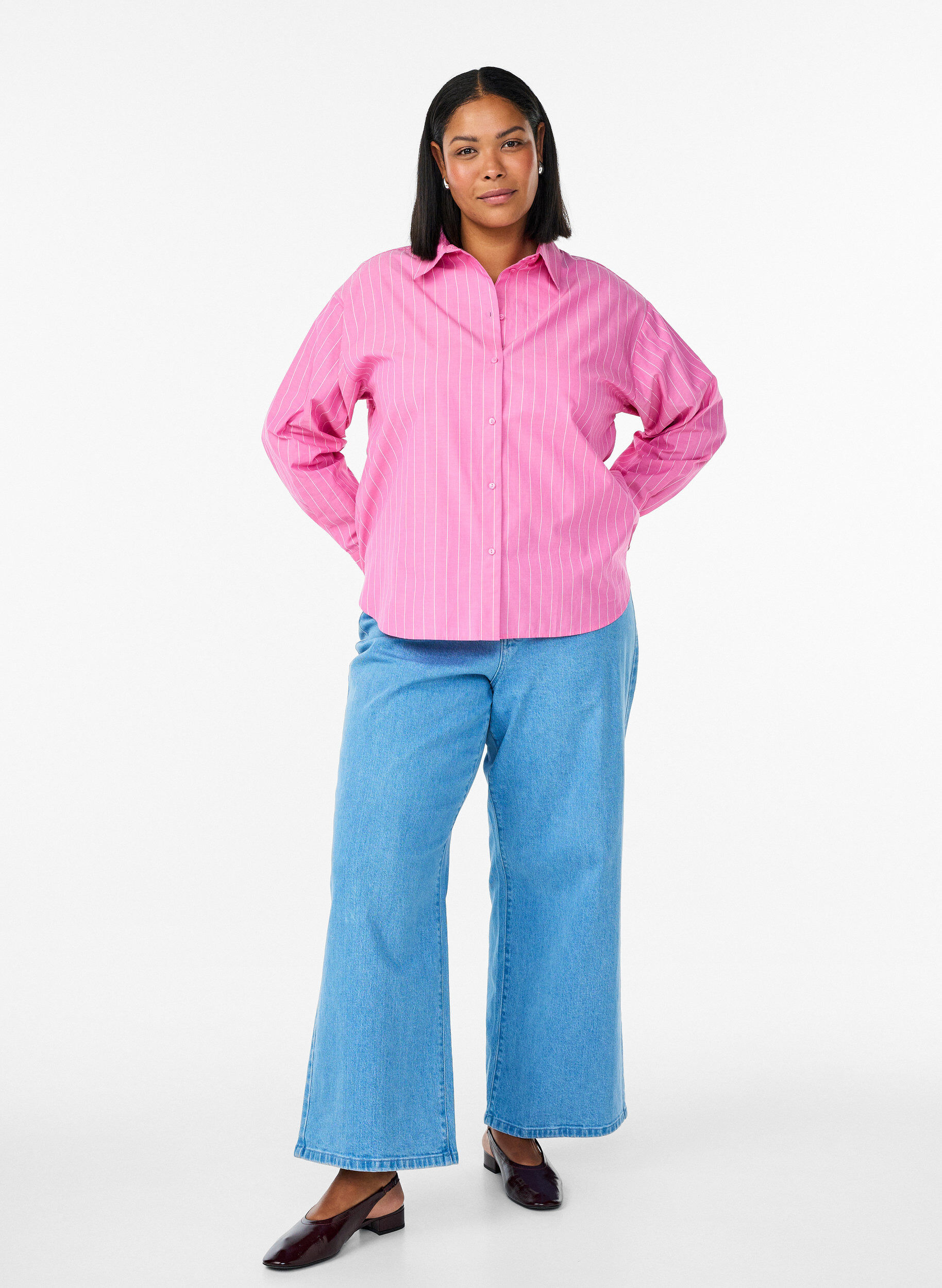 ZizziHemdbluse mit Nadelstreifen und Bindedetail hinten, Pink, Model image number 1