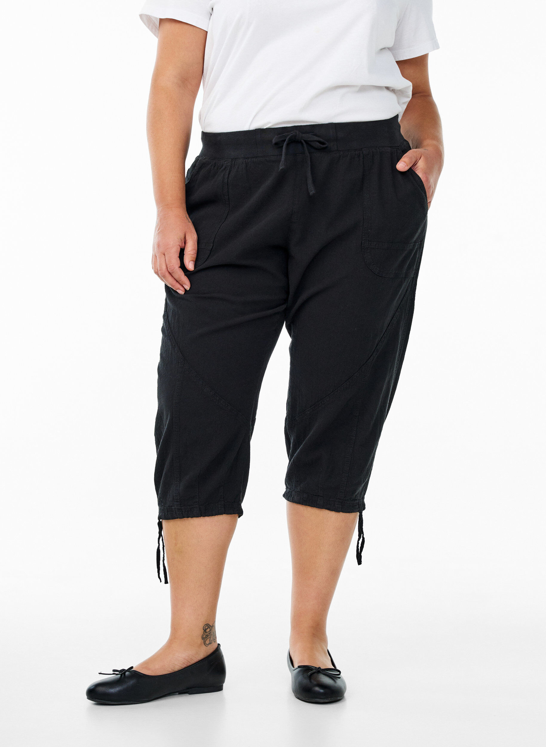 ZizziCapri-Hose aus Baumwolle, Schwarz, Model image number 2