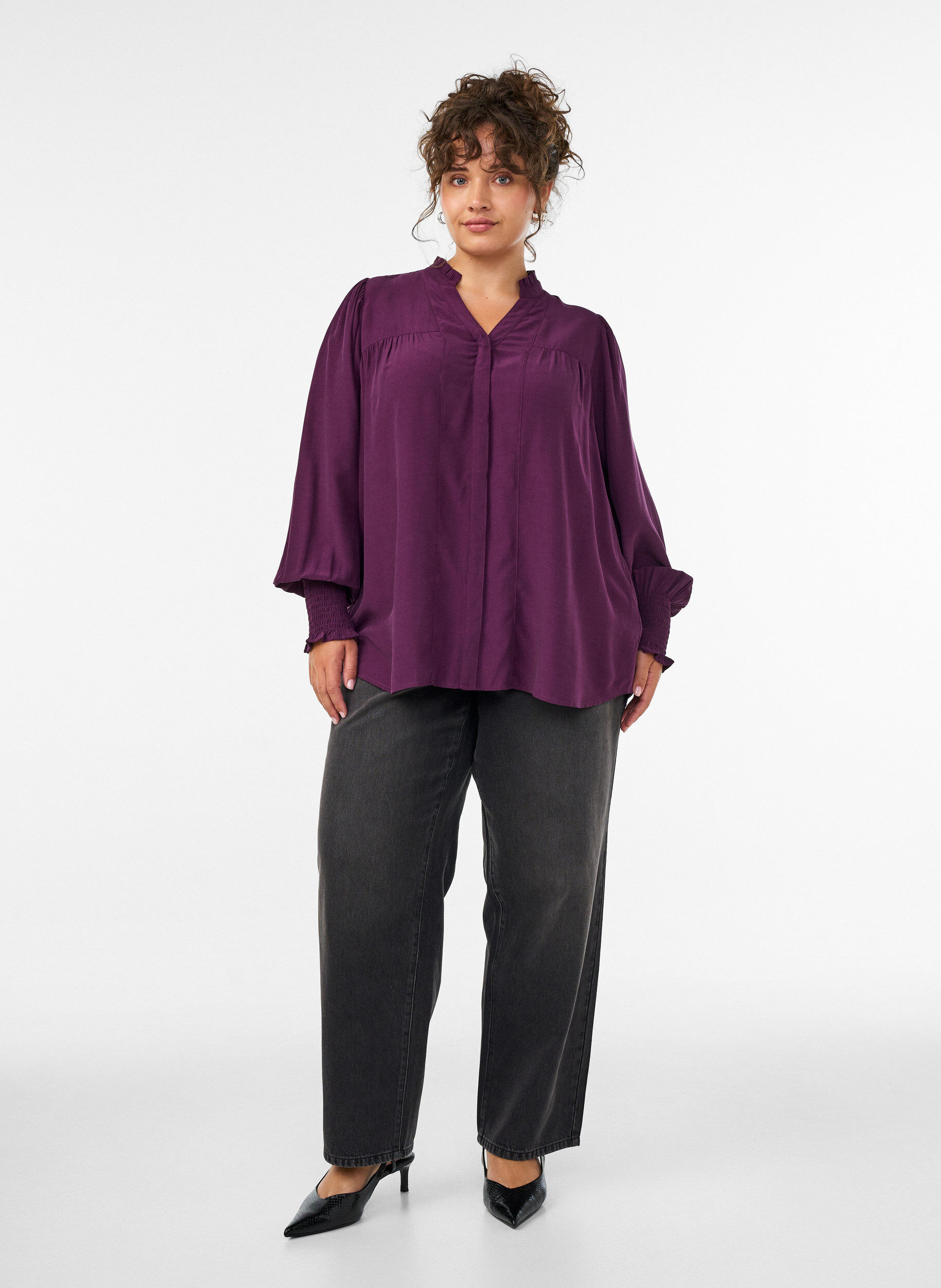 ZizziBluse mit R&uuml;schenkragen und Raffung, Lila, Model image number 1