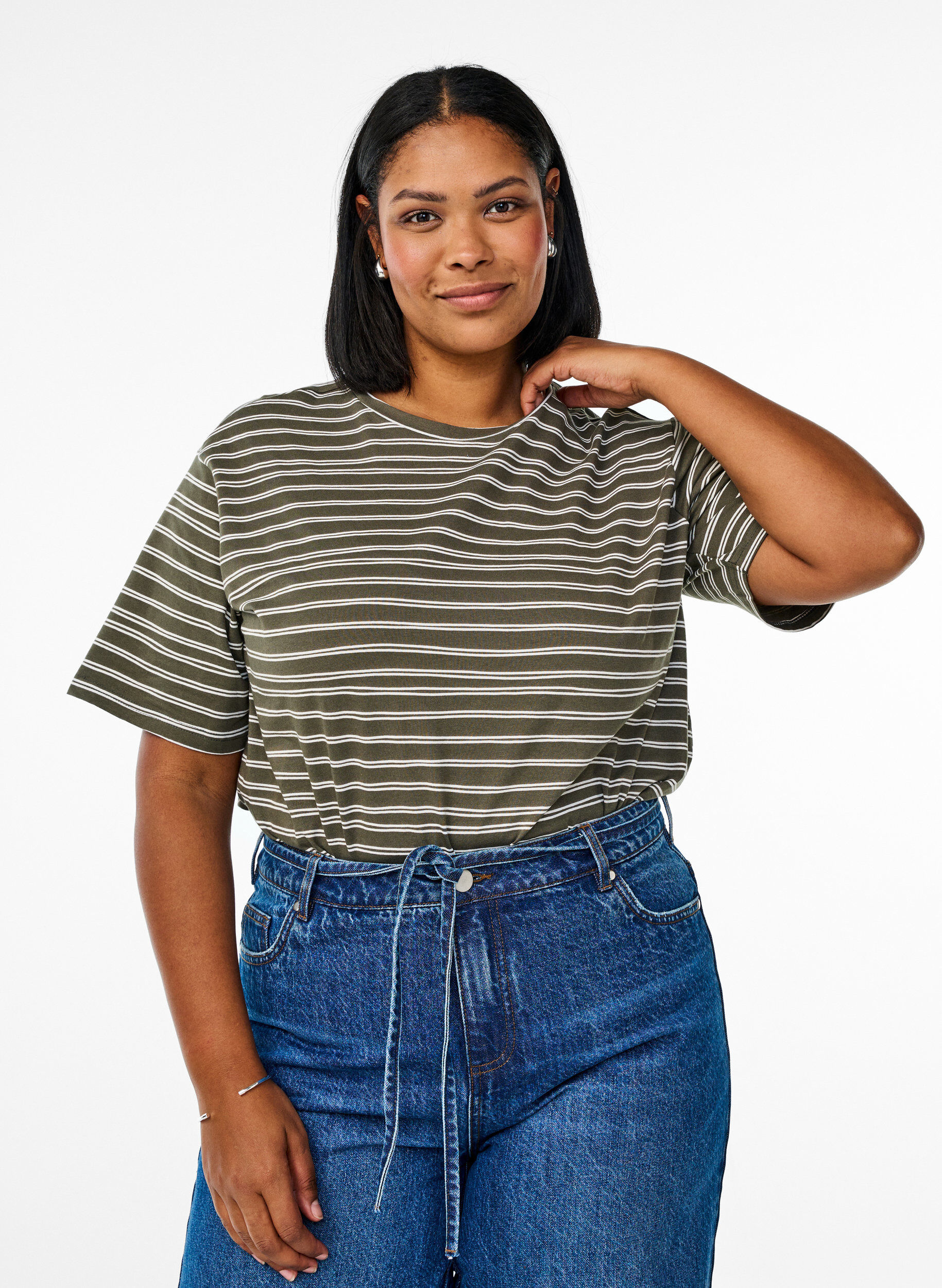 Gestreiftes T-Shirt, Gr&uuml;n, Model