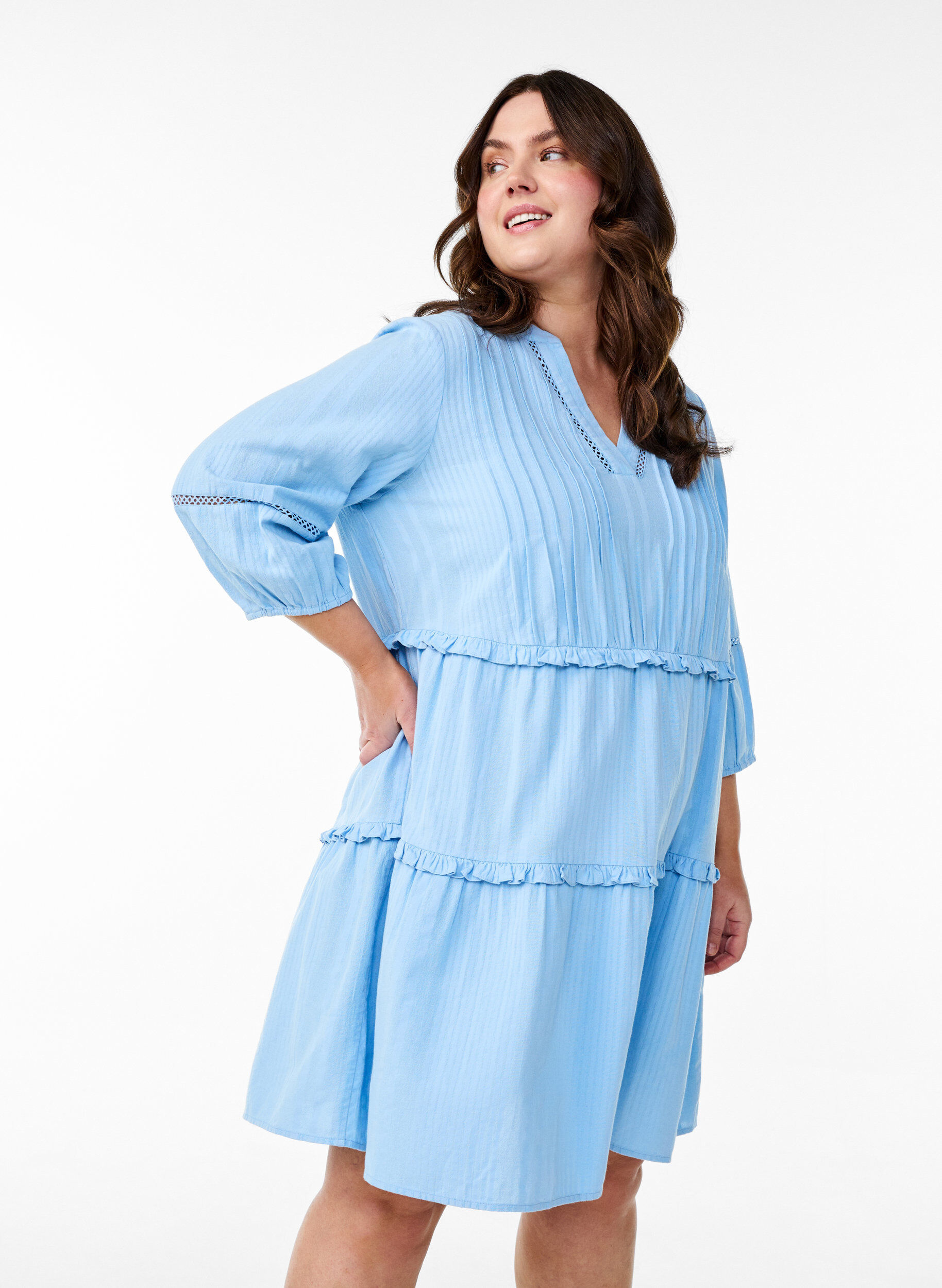 ZizziBaumwollkleid mit 3/4-&Auml;rmeln und R&uuml;schen, Blau, Model image number 0