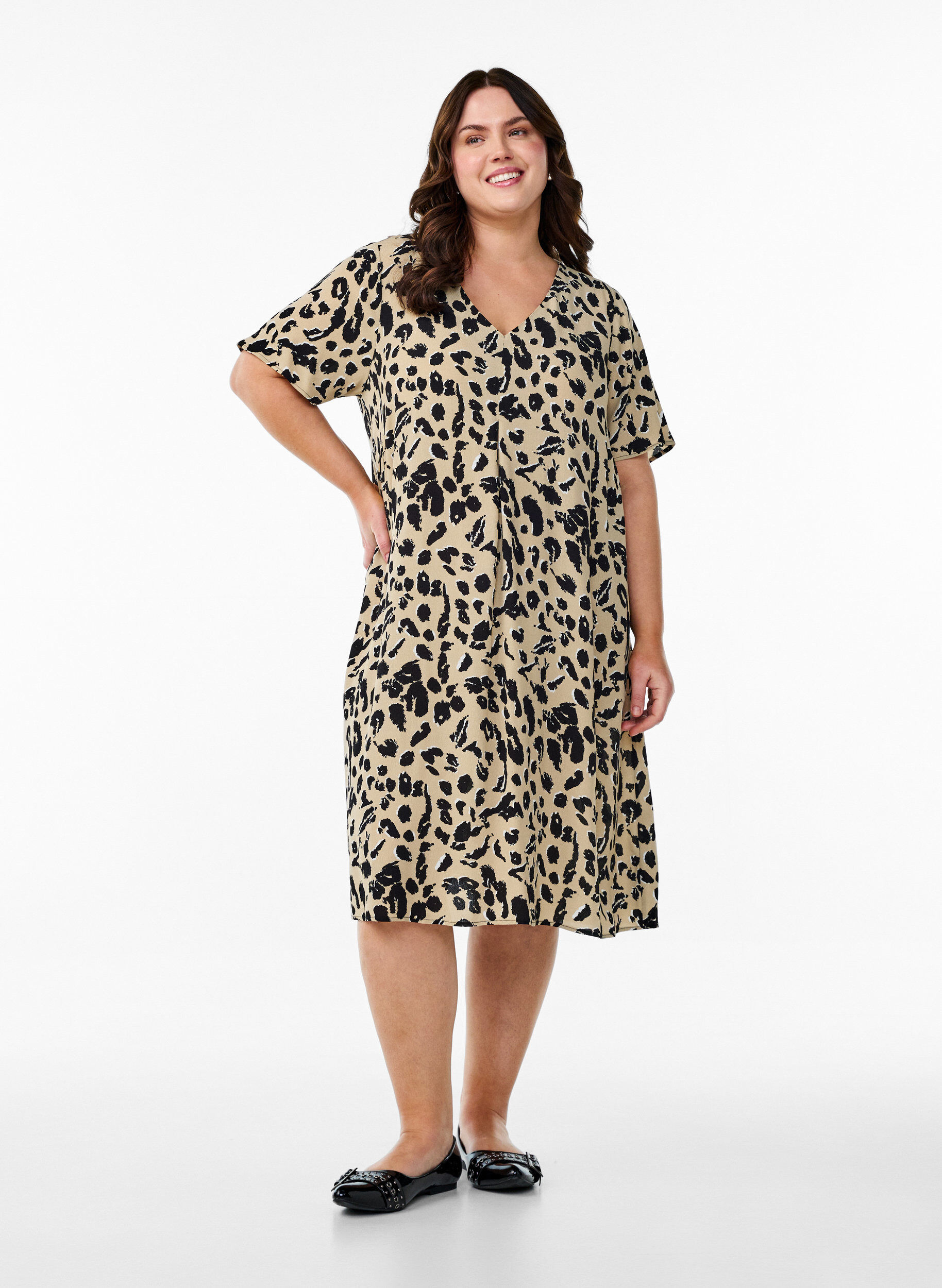 ZizziA-Linien-Kleid aus Viskose, Beige, Model image number 1