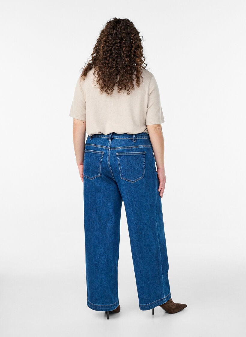 Kiana Jeans mit Straight Fit und hoher Taille, Blau, Model image number 1
