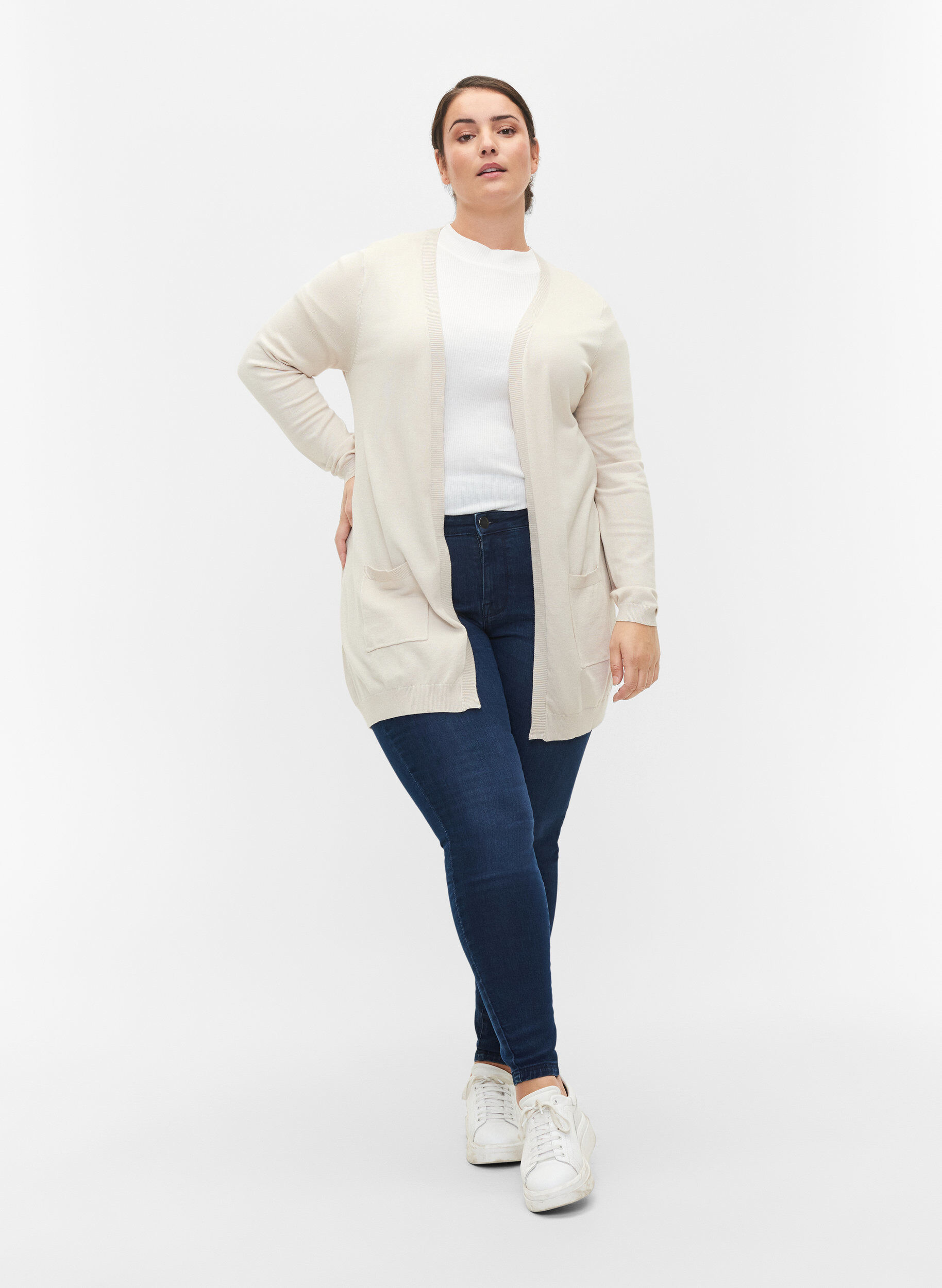 ZizziLange Strickjacke aus einer Viskosemischung, Beige, Model image number 1