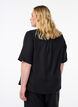 Hemdbluse mit V-Ausschnitt und kurzen &Auml;rmeln, Schwarz, Model image number 2