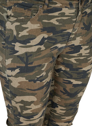 Amy Jeans mit Print, Camouflage, Packshot image number 2