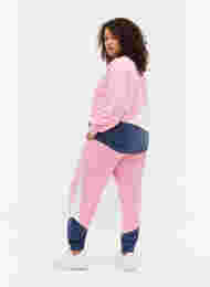 Sweatshirt mit Farbblock, C. Pink C. Blocking, Model