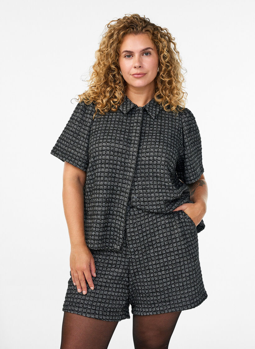 Lockere Bouclé-Shorts mit Taschen, Schwarz, Model image number 0