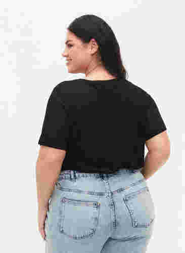 T-Shirt mit Nieten und Rundhalsausschnitt, Black, Model image number 1