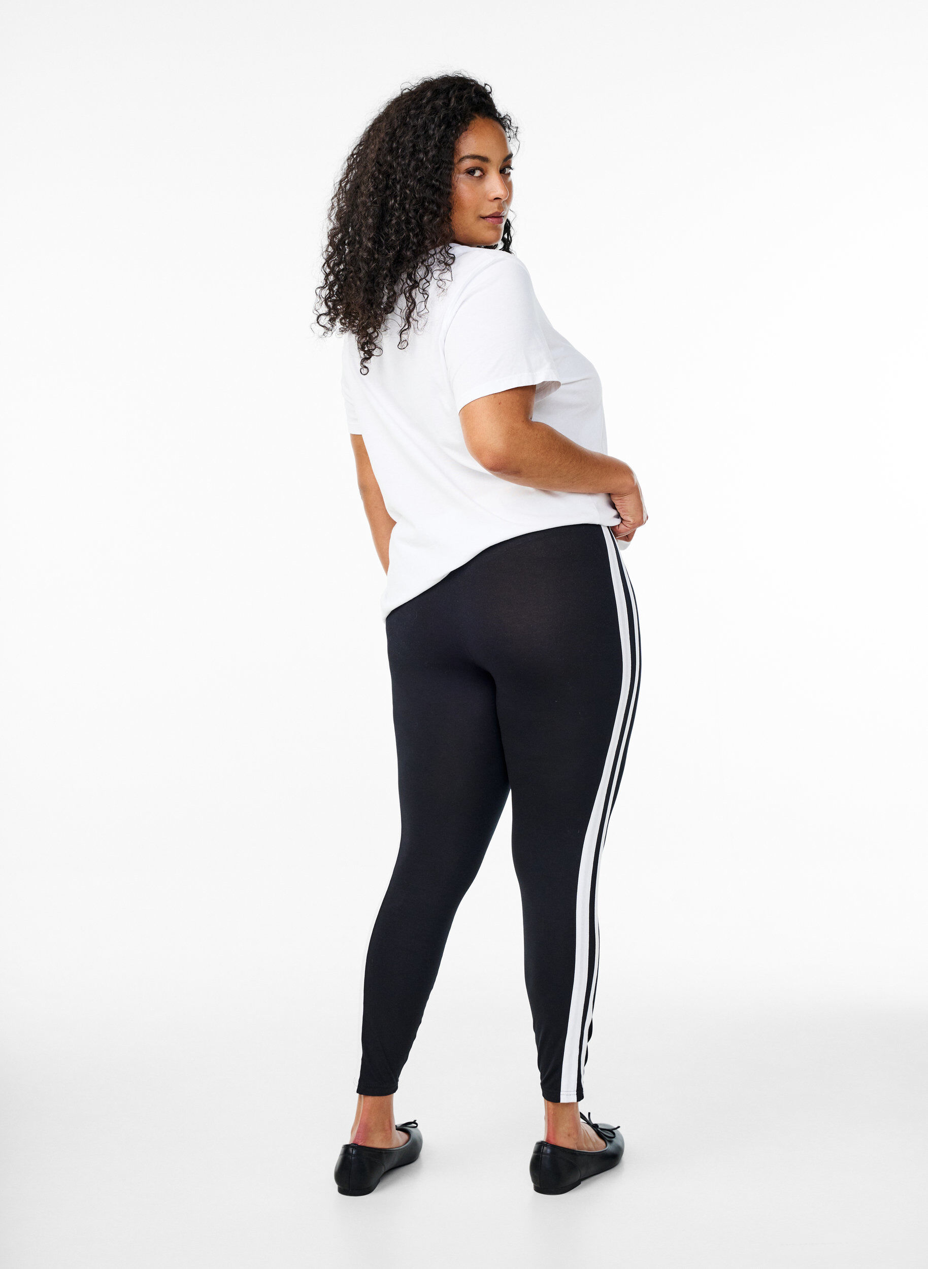 ZizziLeggings aus Viskose mit Seitenstreifen, Black W. Stripe, Model image number 1