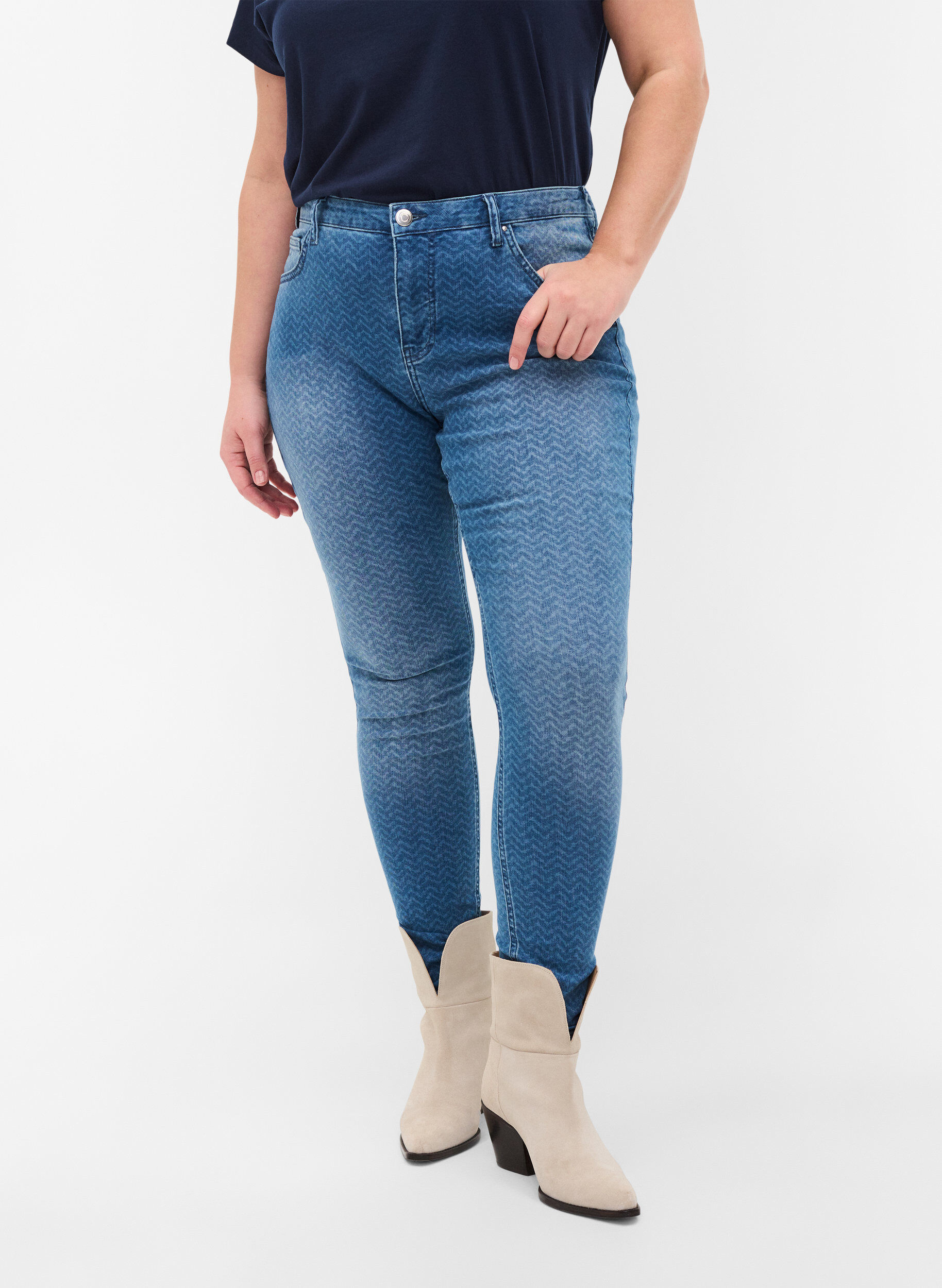ZizziBedruckte Amy Jeans mit hoher Taille, Ethnic Pri, Model image number 3
