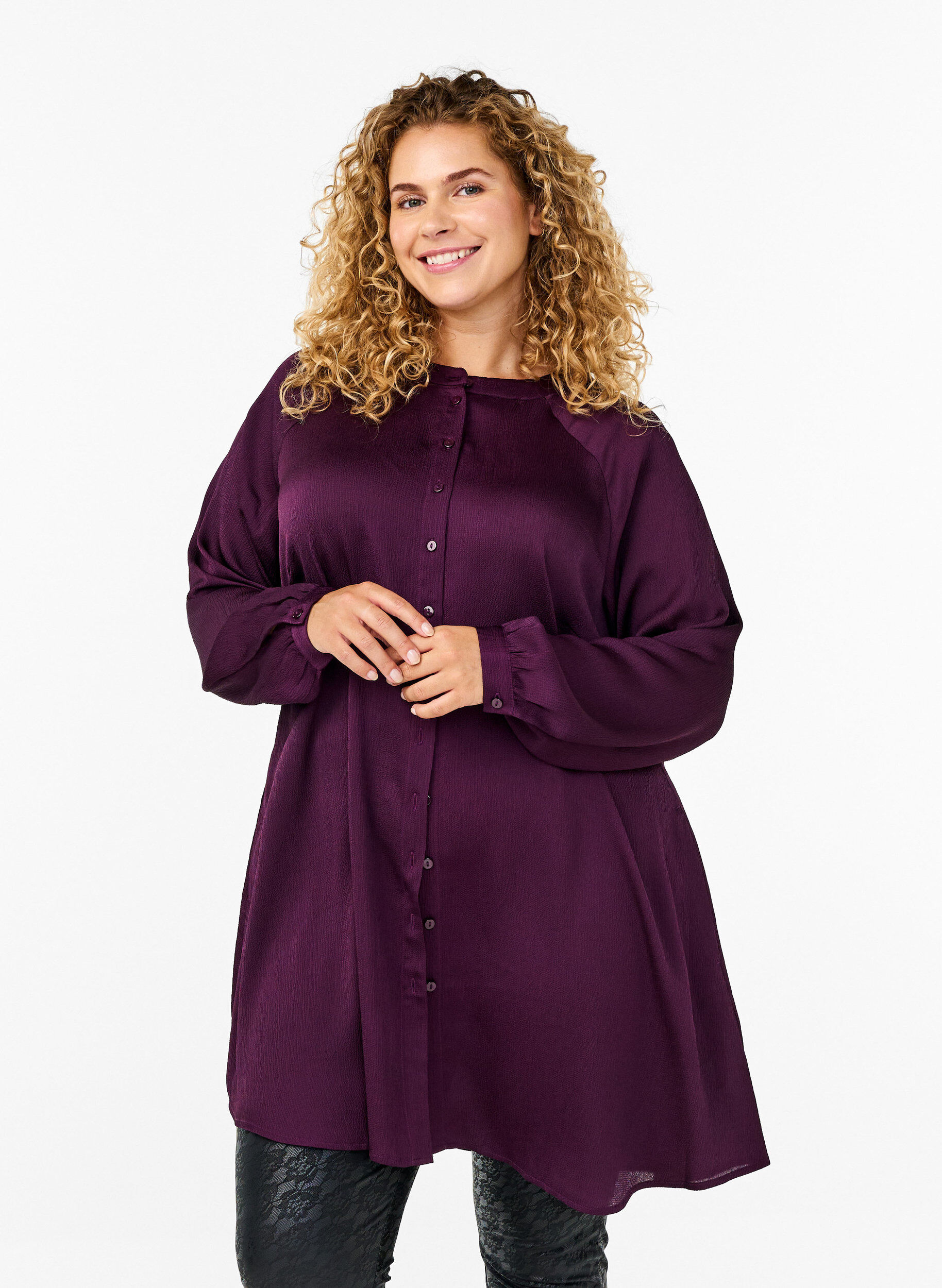 ZizziLange Bluse mit Kn&ouml;pfen und langen &Auml;rmeln, Potent Purple, Model image number 0