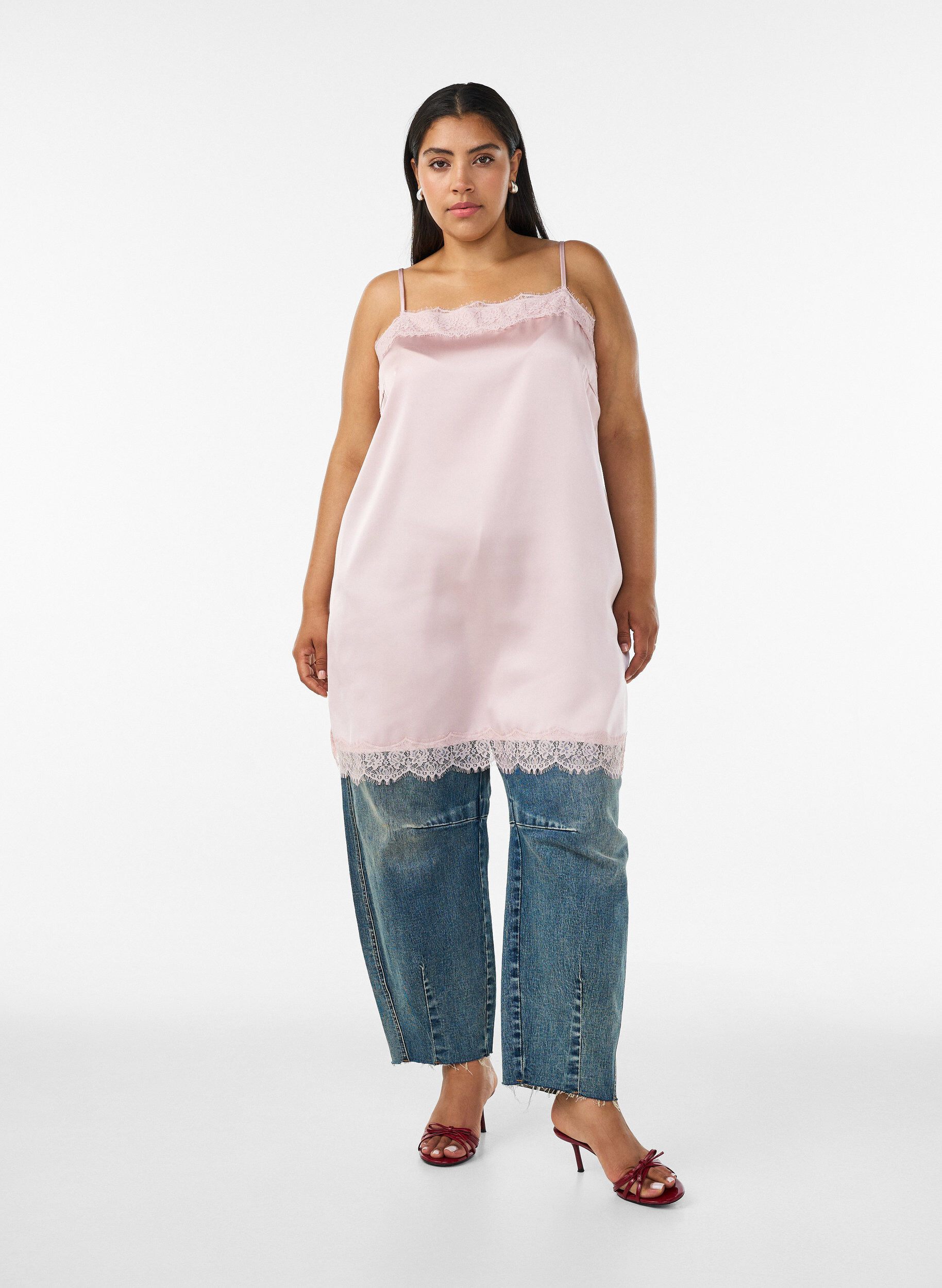 ZizziLanges Top aus Satin mit Spitzen, Rot, Model image number 1