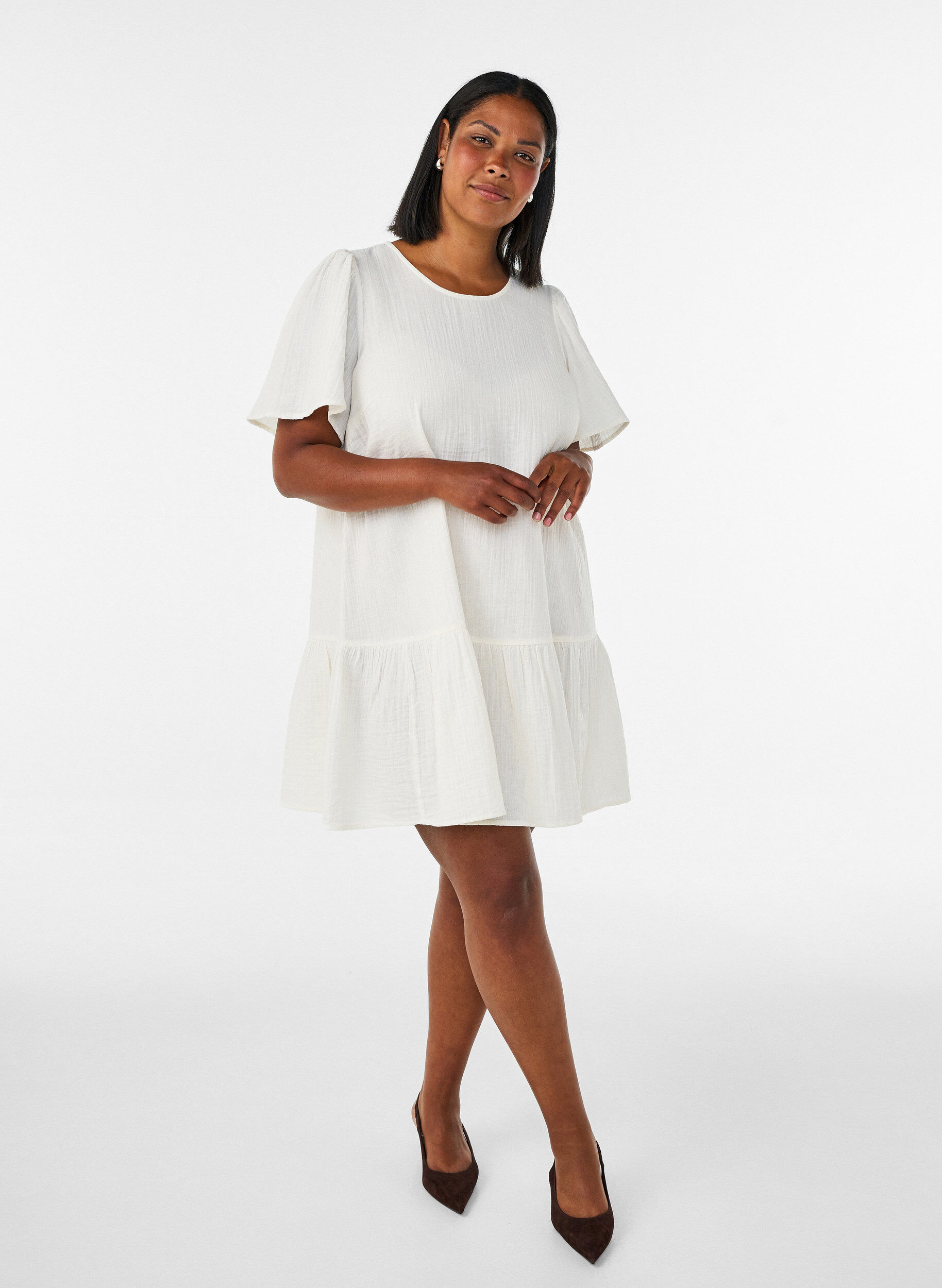ZizziKurz&auml;rmliges Kleid aus Baumwolle mit A-Linien-Schnitt, Vanille, Model image number 1